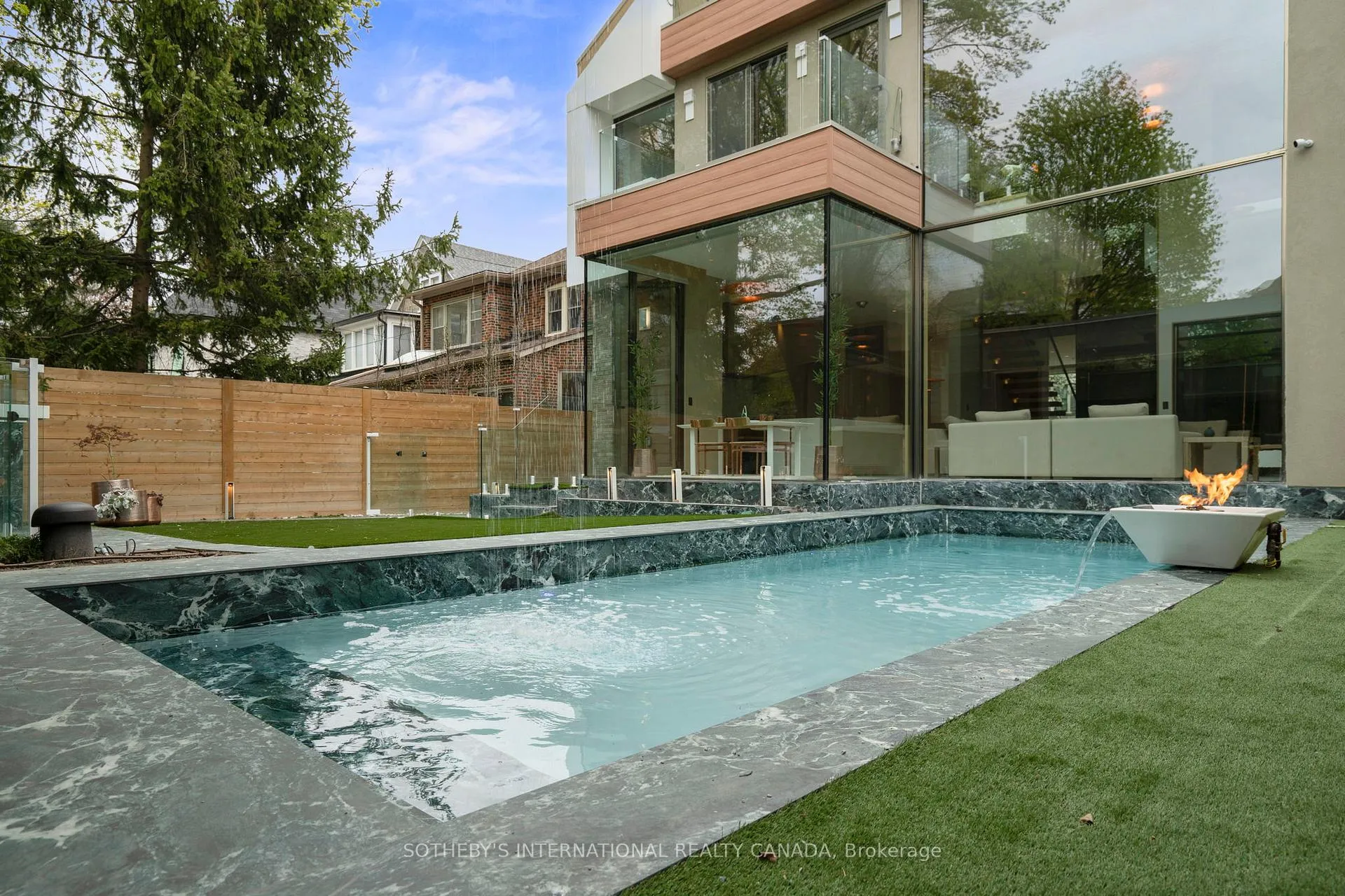 Photo 37 of 210 Glenayr Road, Toronto, Forest Hill South — HOMEH