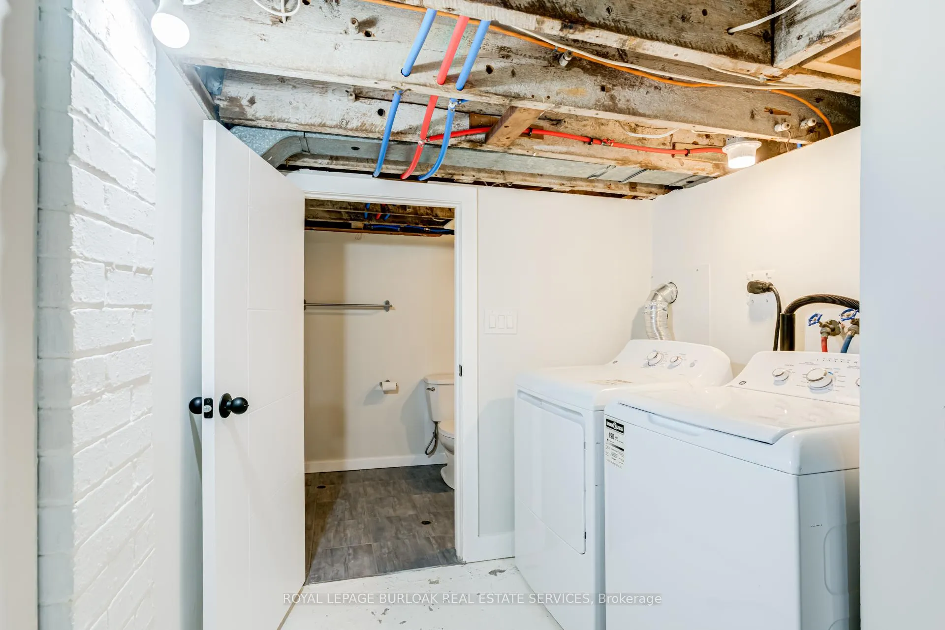 Photo 44 of 131 Park Row N, Hamilton, Crown Point — HOMEH