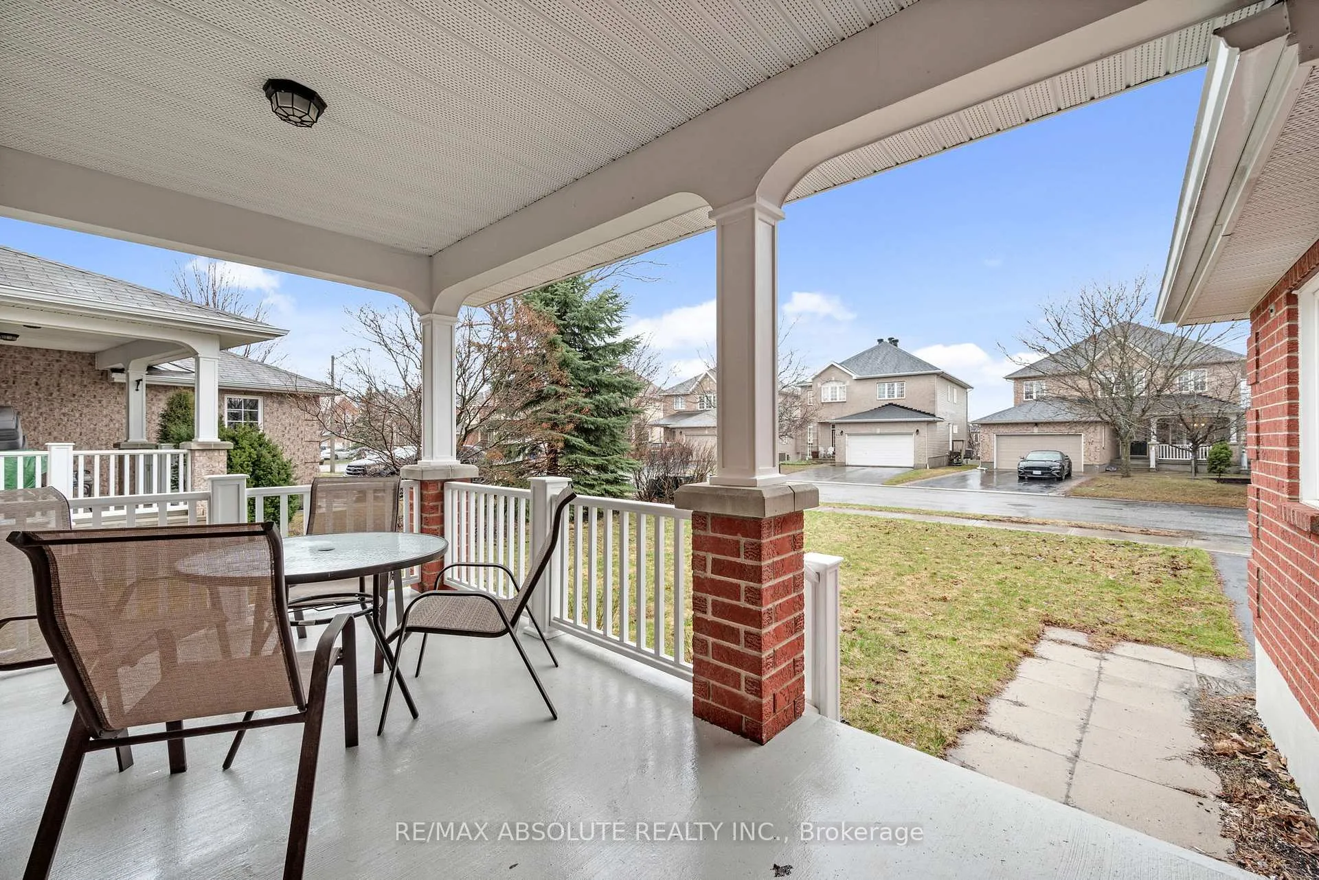 Photo 2 of 70 Cedar Valley Drive, Ottawa, Kanata - Bridlewood — HOMEH
