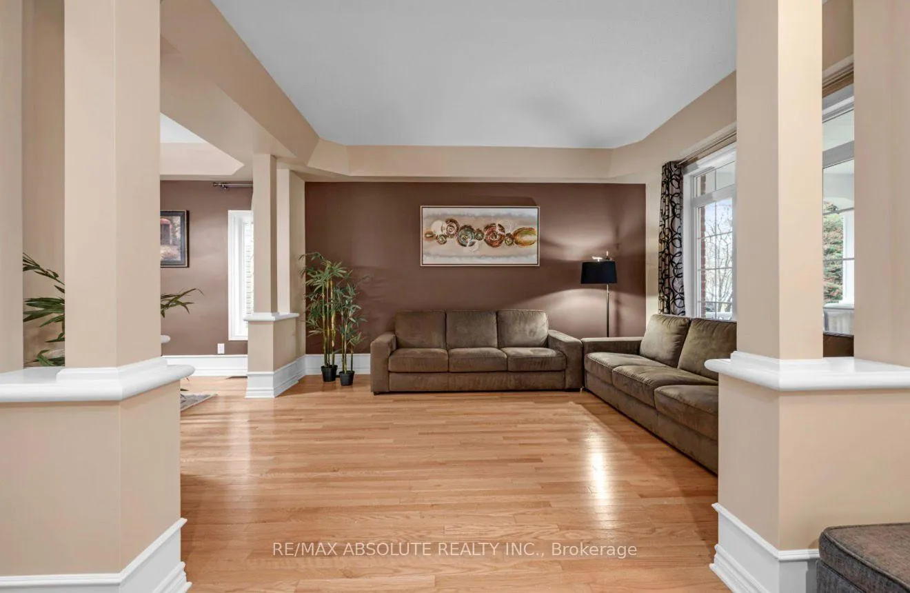 Photo 8 of 70 Cedar Valley Drive, Ottawa, Kanata - Bridlewood — HOMEH