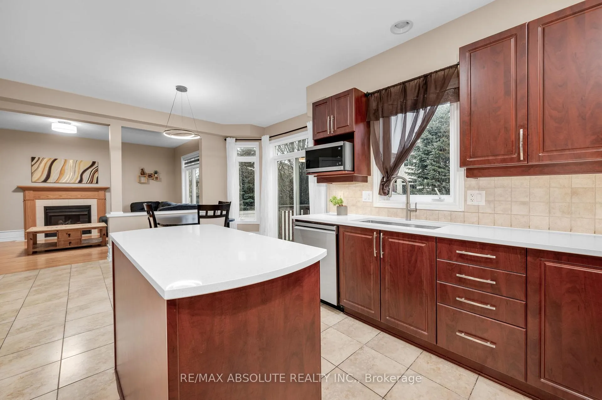 Photo 14 of 70 Cedar Valley Drive, Ottawa, Kanata - Bridlewood — HOMEH
