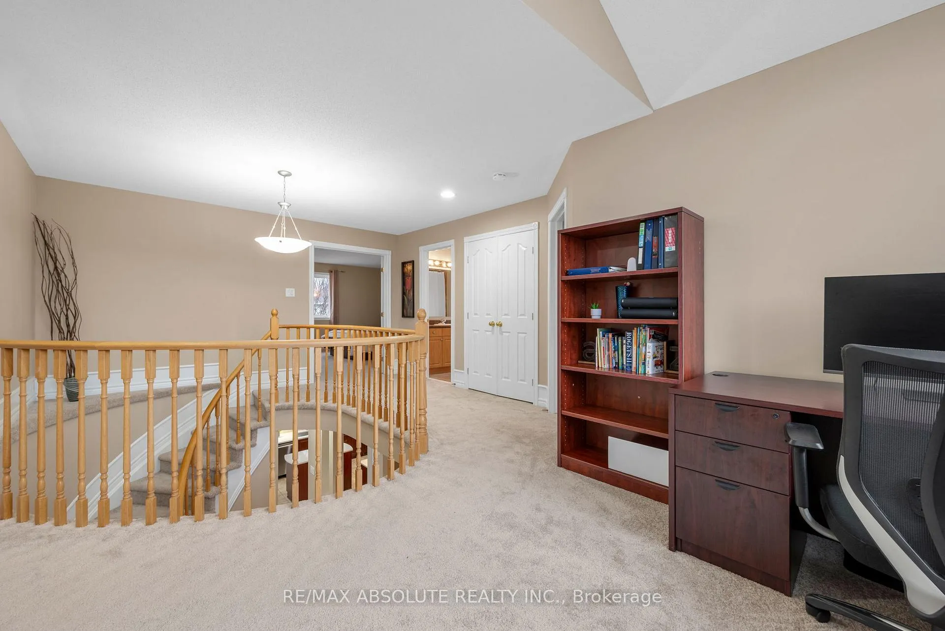 Photo 31 of 70 Cedar Valley Drive, Ottawa, Kanata - Bridlewood — HOMEH