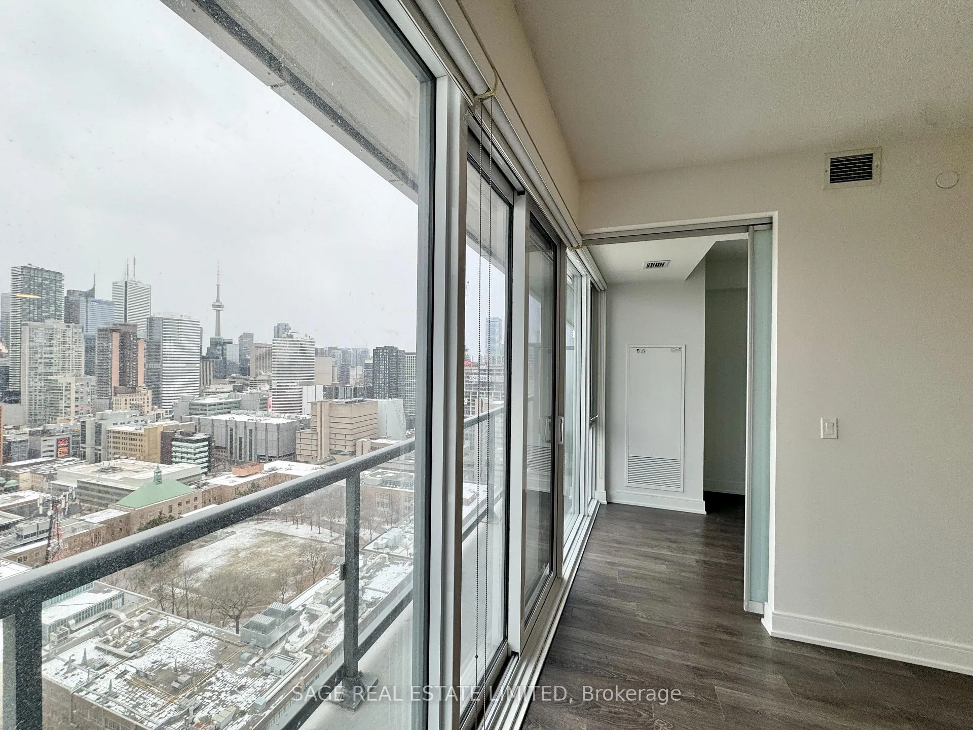 Photo 6 of Unit 2709, 89 McGill Street, Toronto, Church-Yonge Corridor — HOMEH