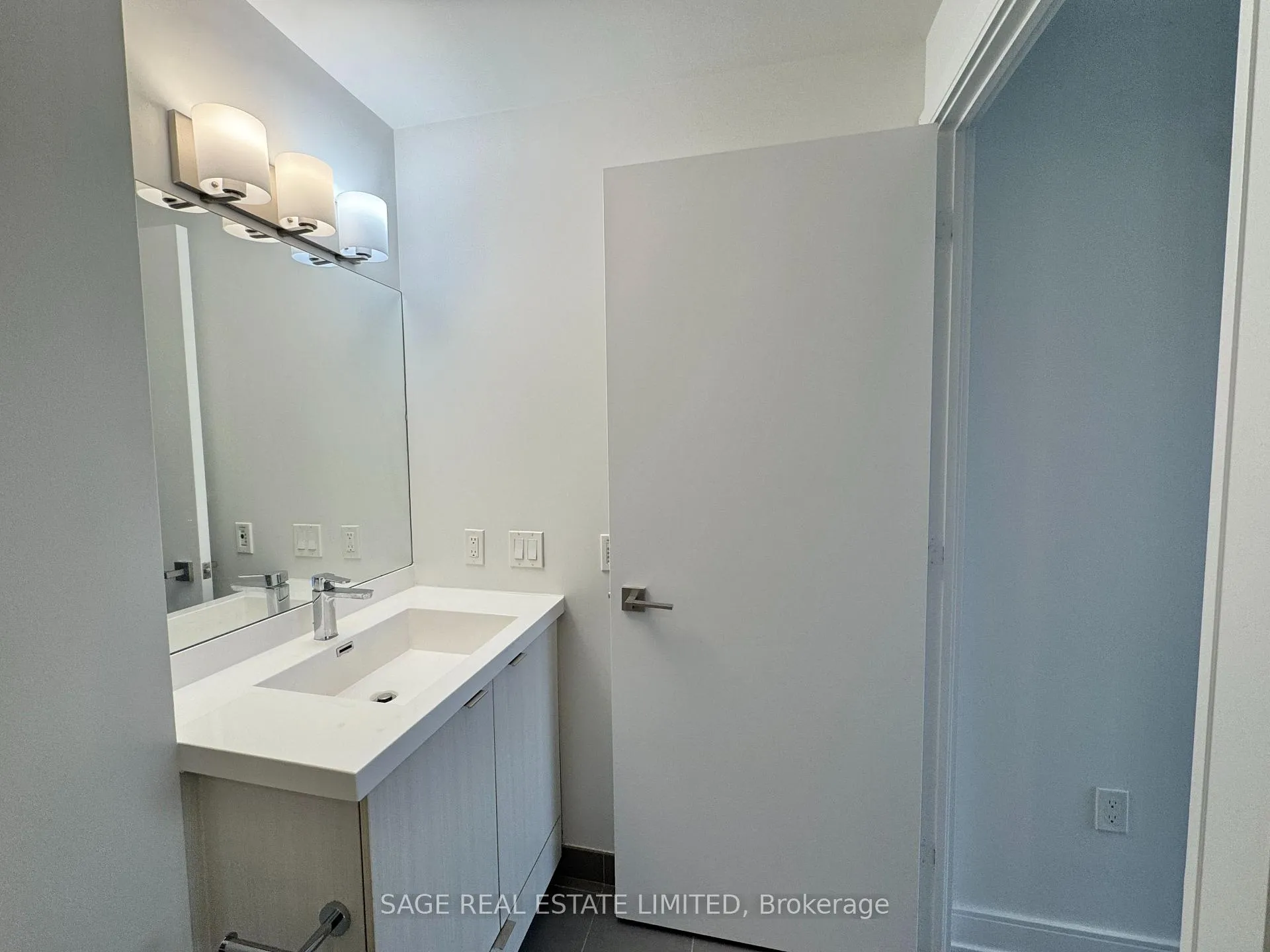 Photo 10 of Unit 2709, 89 McGill Street, Toronto, Church-Yonge Corridor — HOMEH