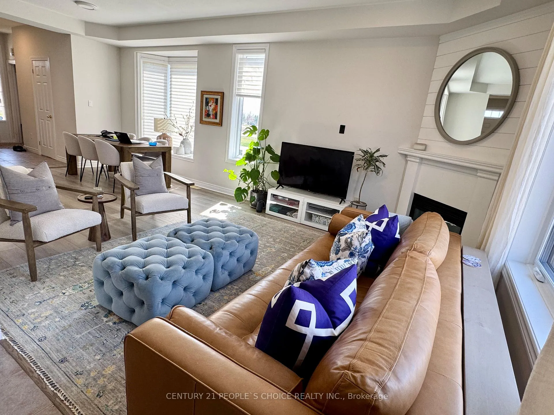 Photo 5 of Unit 4, 5151 Upper Middle Road, Burlington, Orchard — HOMEH