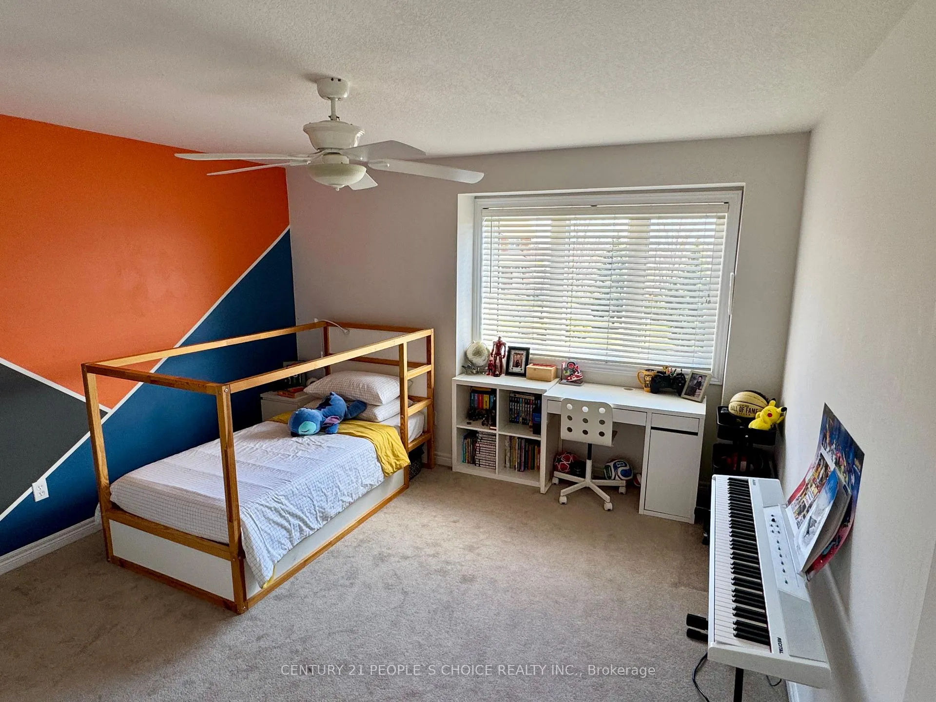 Photo 11 of Unit 4, 5151 Upper Middle Road, Burlington, Orchard — HOMEH