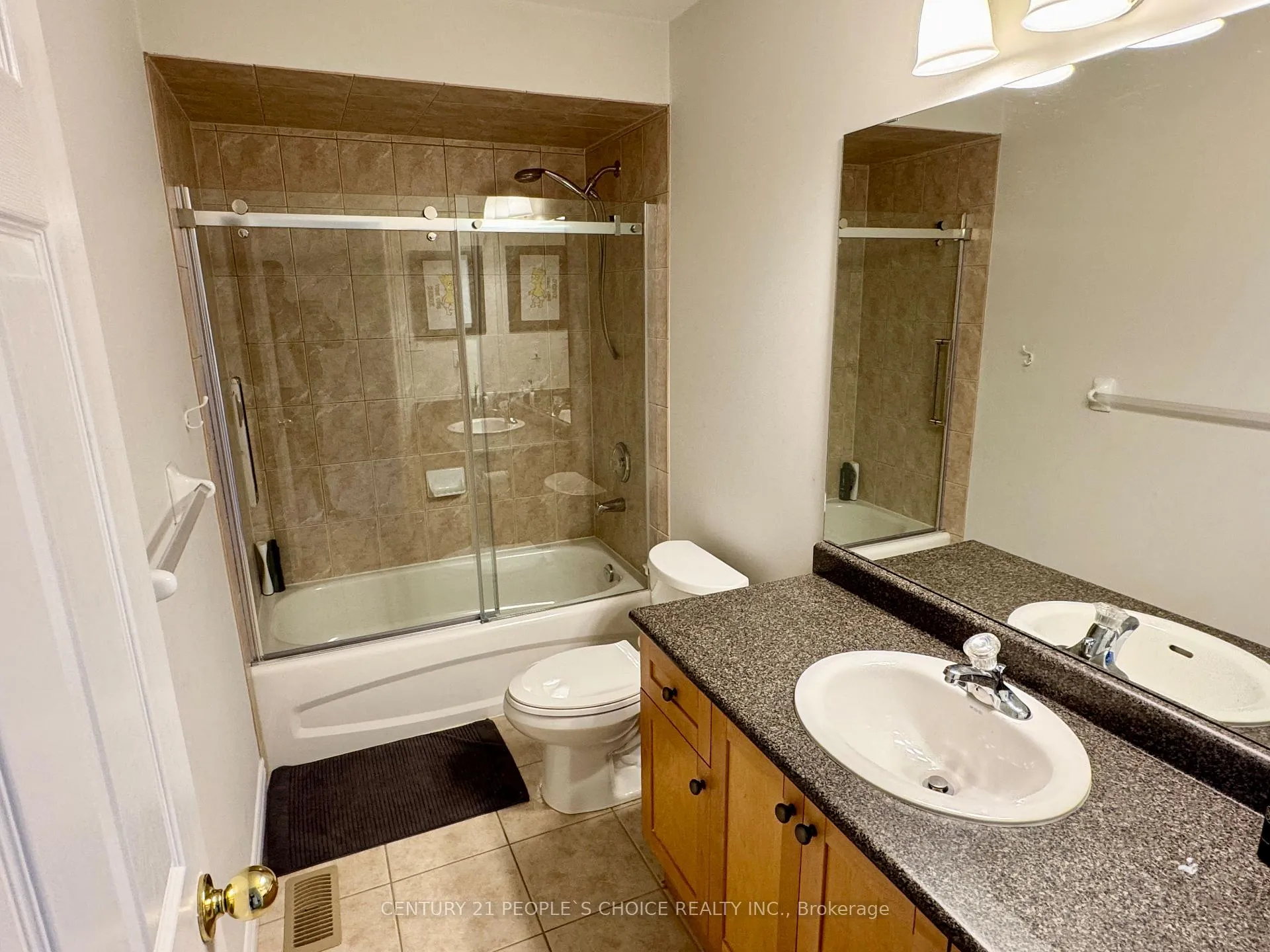 Photo 12 of Unit 4, 5151 Upper Middle Road, Burlington, Orchard — HOMEH