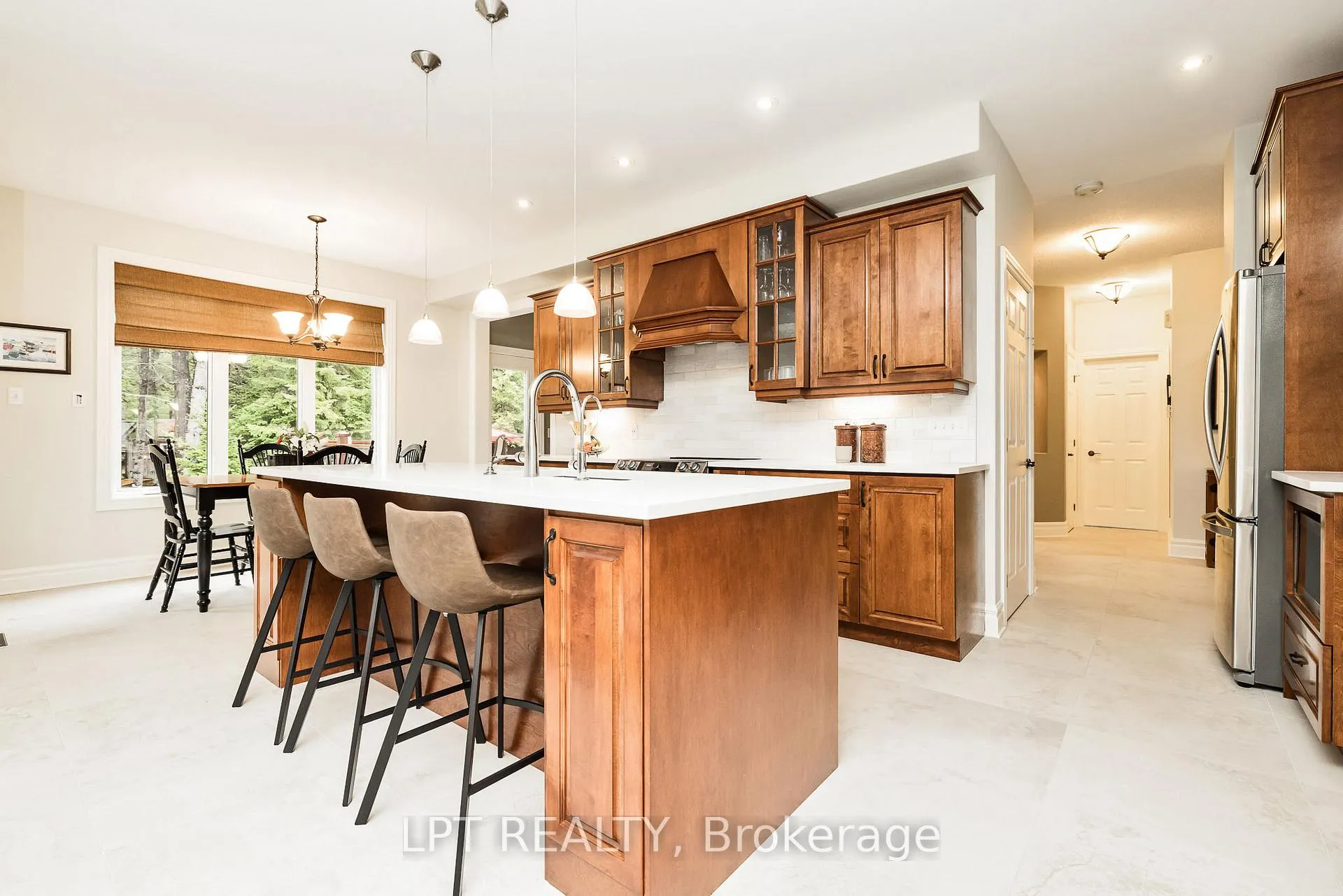 Photo 6 of 45 Canadian Drive, Ottawa, Remainder of Stittsville & Area — HOMEH