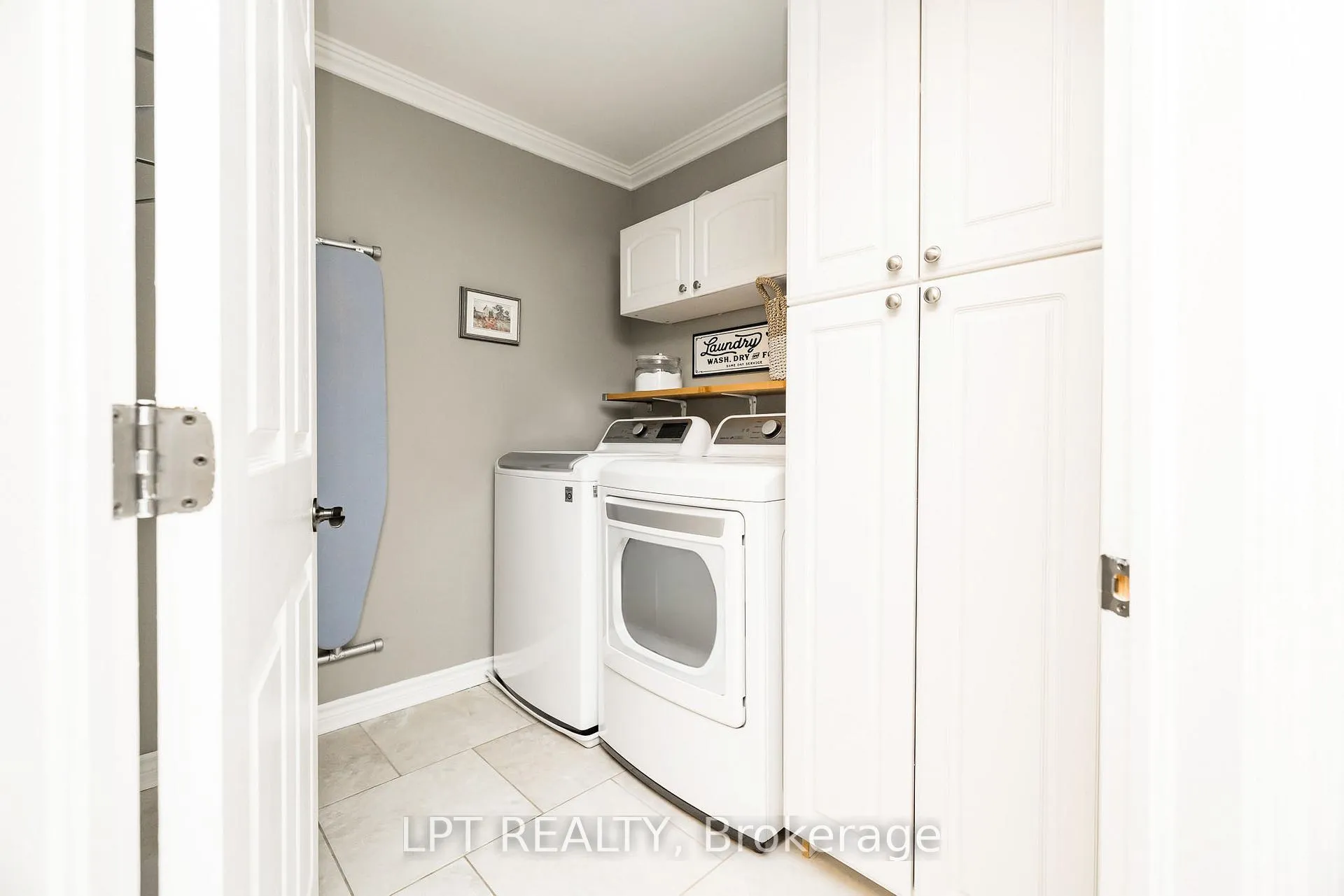 Photo 26 of 45 Canadian Drive, Ottawa, Remainder of Stittsville & Area — HOMEH