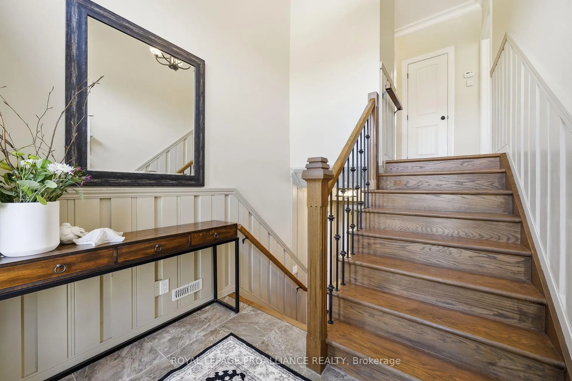 Photo 4 of 31 Price Street E, Brighton — HOMEH