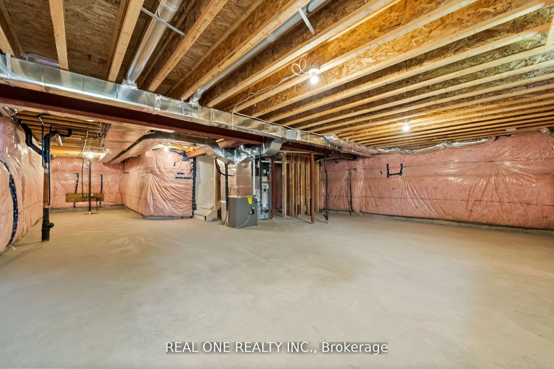 Photo 38 of 14 Twelve Trees Court, Prince Edward County, Wellington Ward — HOMEH