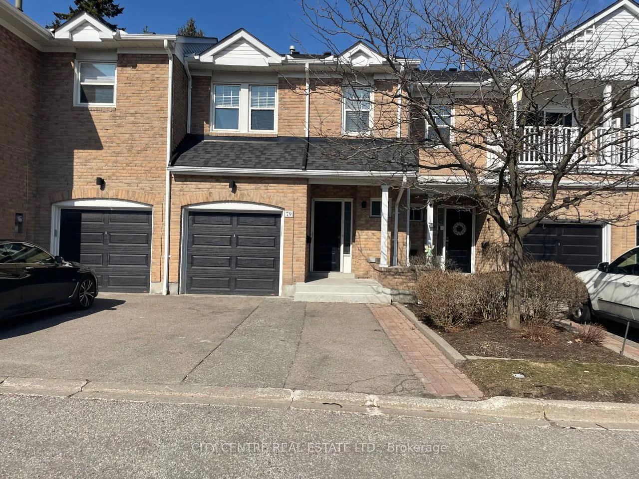 Photo 2 of 79 Tamarack Circle, Etobicoke, Kingsview Village-The Westway — HOMEH
