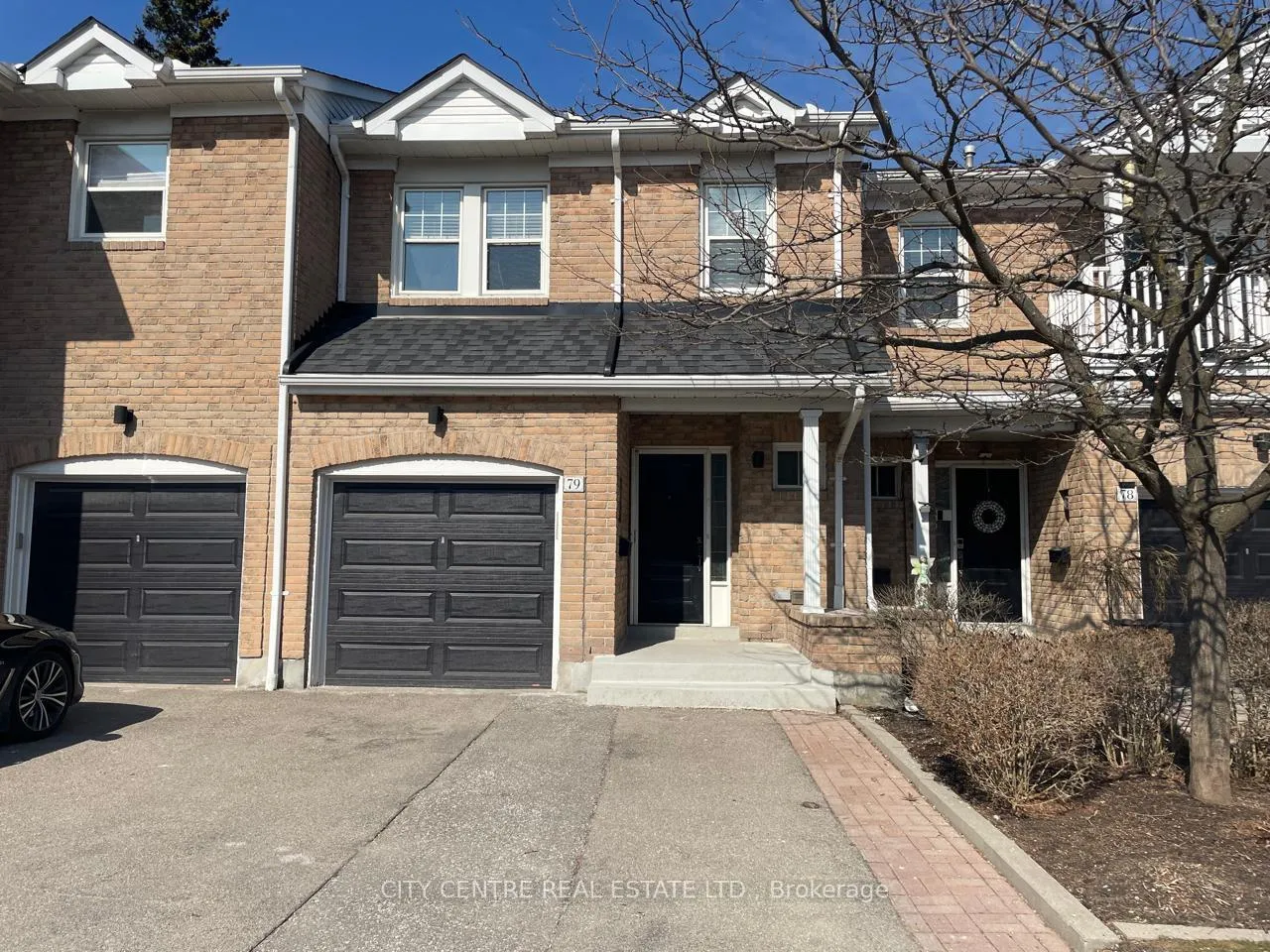 Photo 3 of 79 Tamarack Circle, Etobicoke, Kingsview Village-The Westway — HOMEH