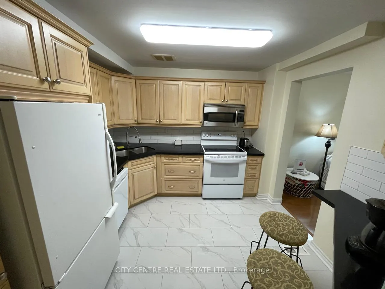 Photo 9 of 79 Tamarack Circle, Etobicoke, Kingsview Village-The Westway — HOMEH