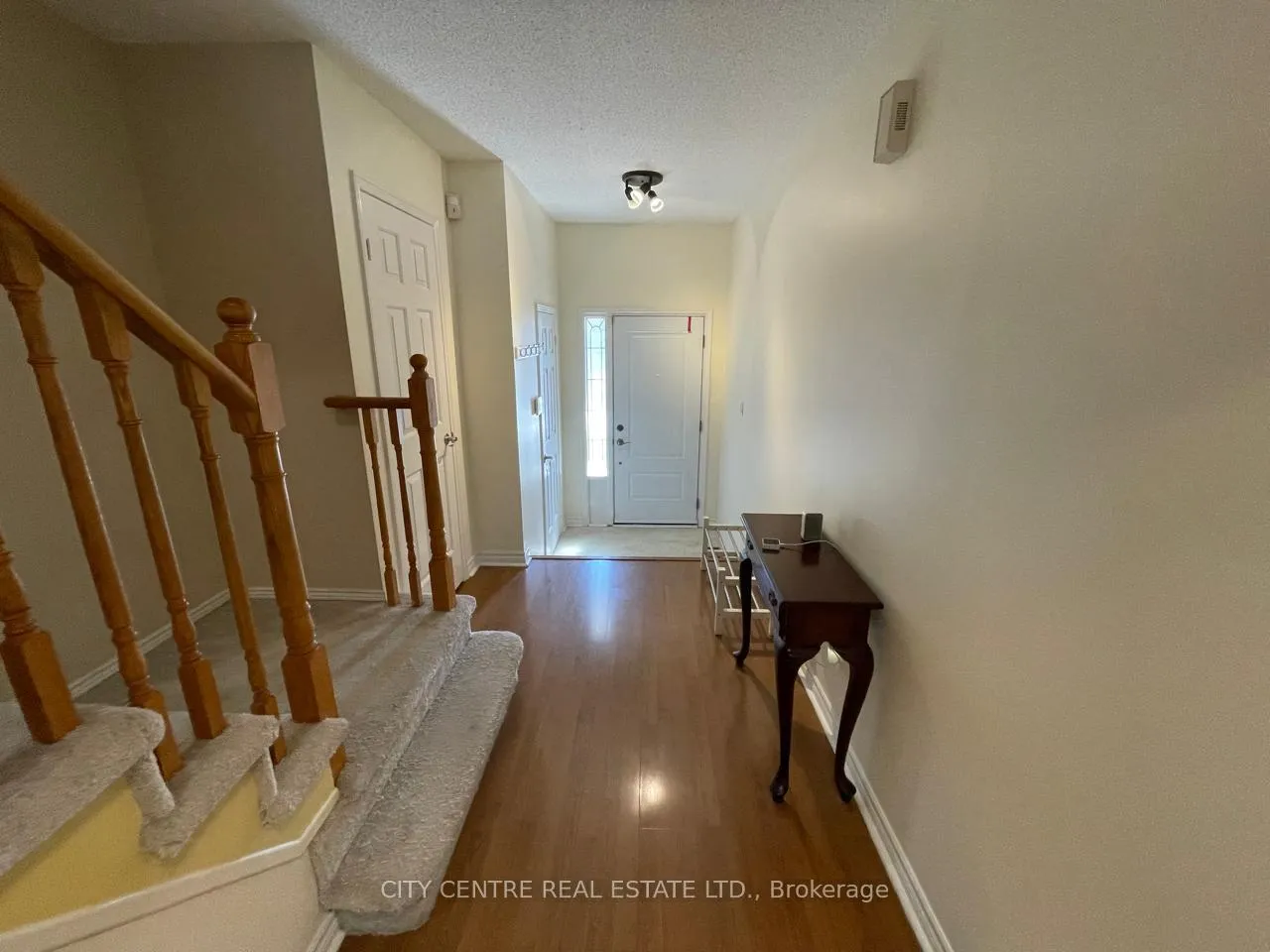 Photo 14 of 79 Tamarack Circle, Etobicoke, Kingsview Village-The Westway — HOMEH