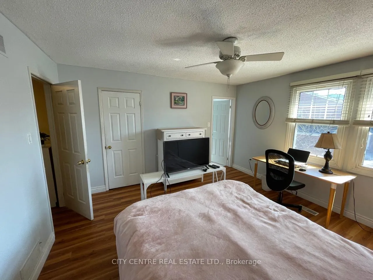 Photo 17 of 79 Tamarack Circle, Etobicoke, Kingsview Village-The Westway — HOMEH