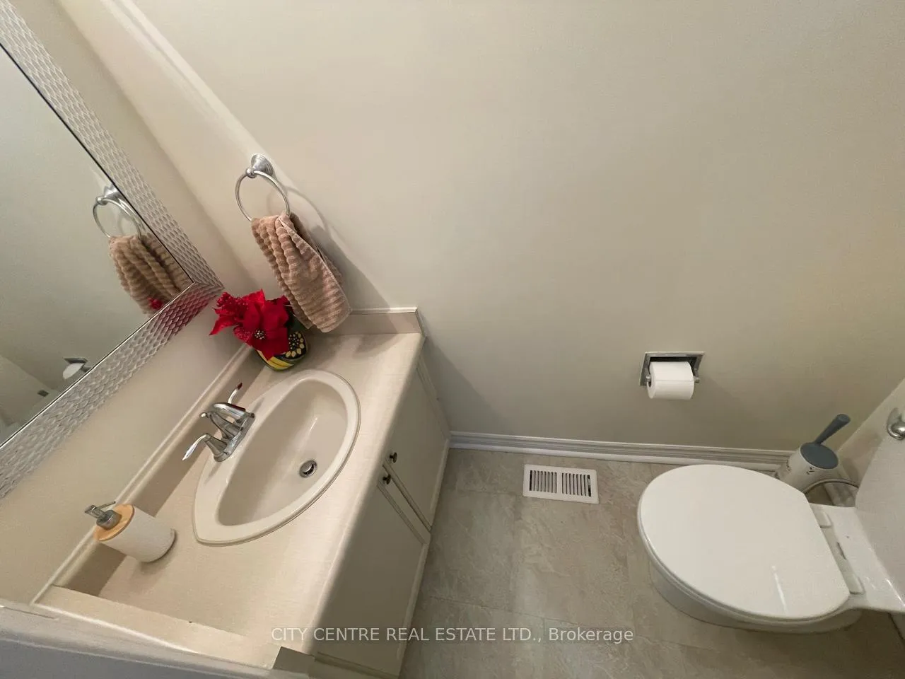 Photo 30 of 79 Tamarack Circle, Etobicoke, Kingsview Village-The Westway — HOMEH