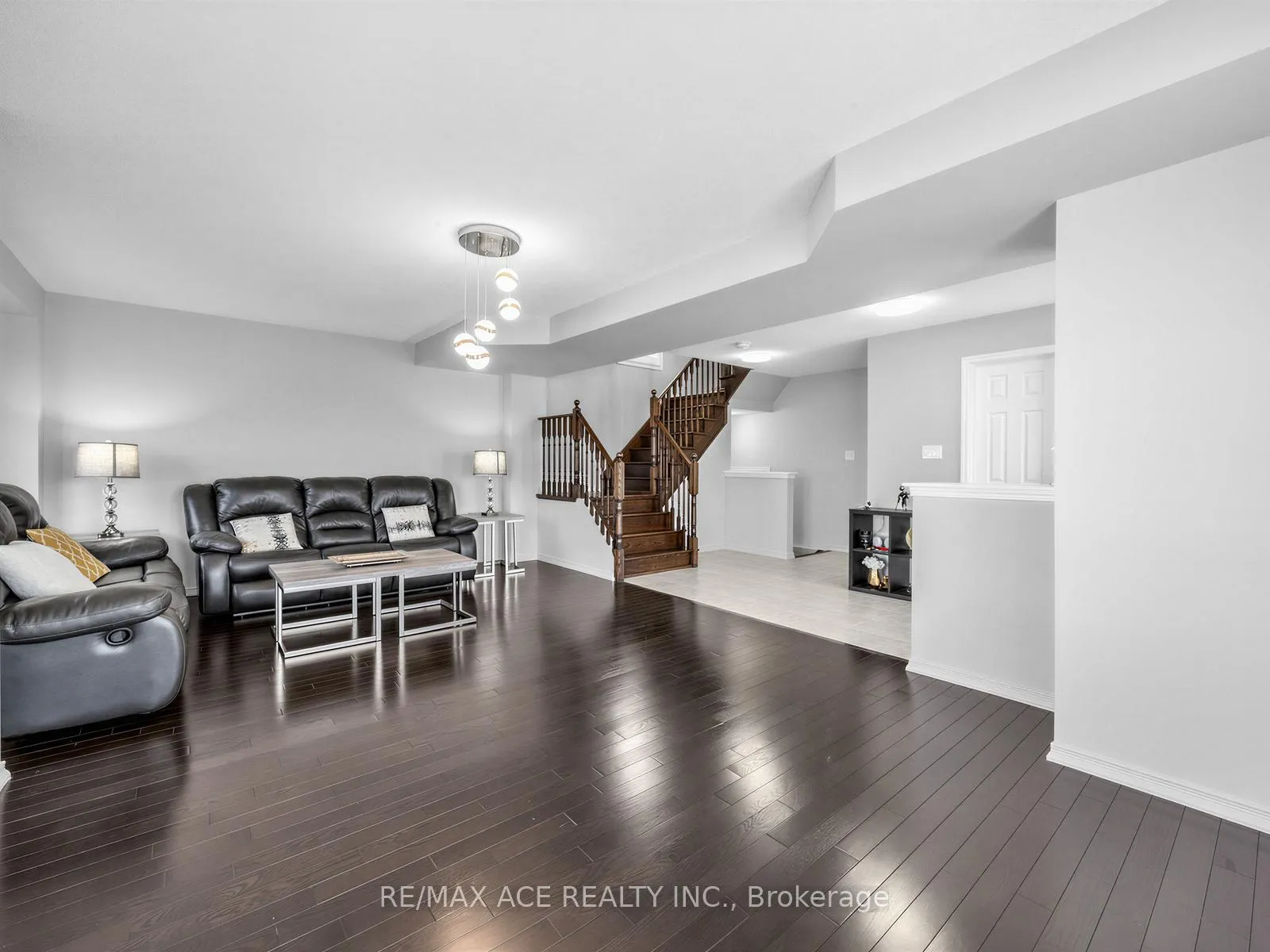 Photo 6 of 1 Mortlock Street, Ajax, Central East — HOMEH