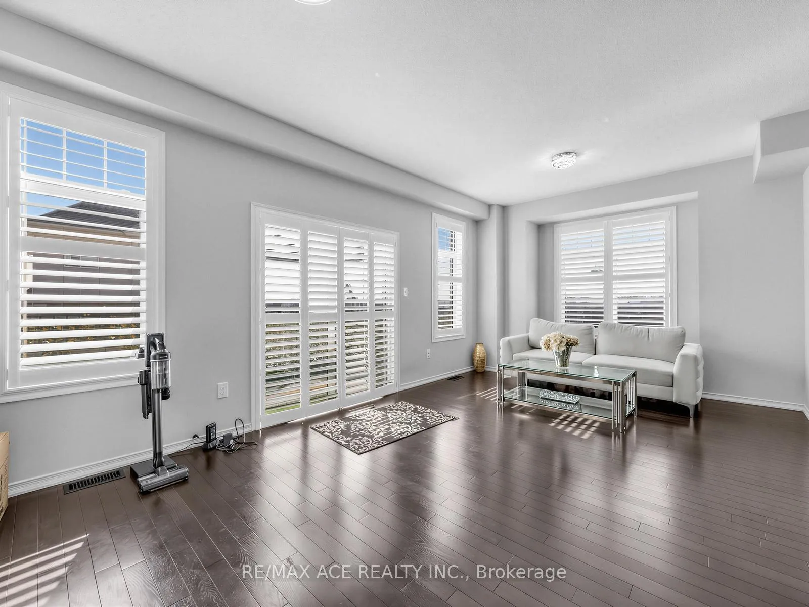 Photo 16 of 1 Mortlock Street, Ajax, Central East — HOMEH
