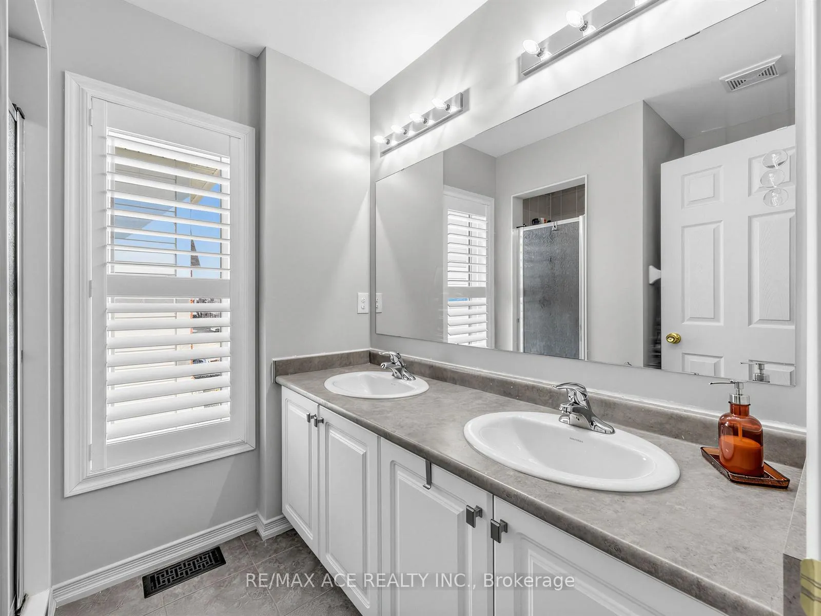 Photo 19 of 1 Mortlock Street, Ajax, Central East — HOMEH