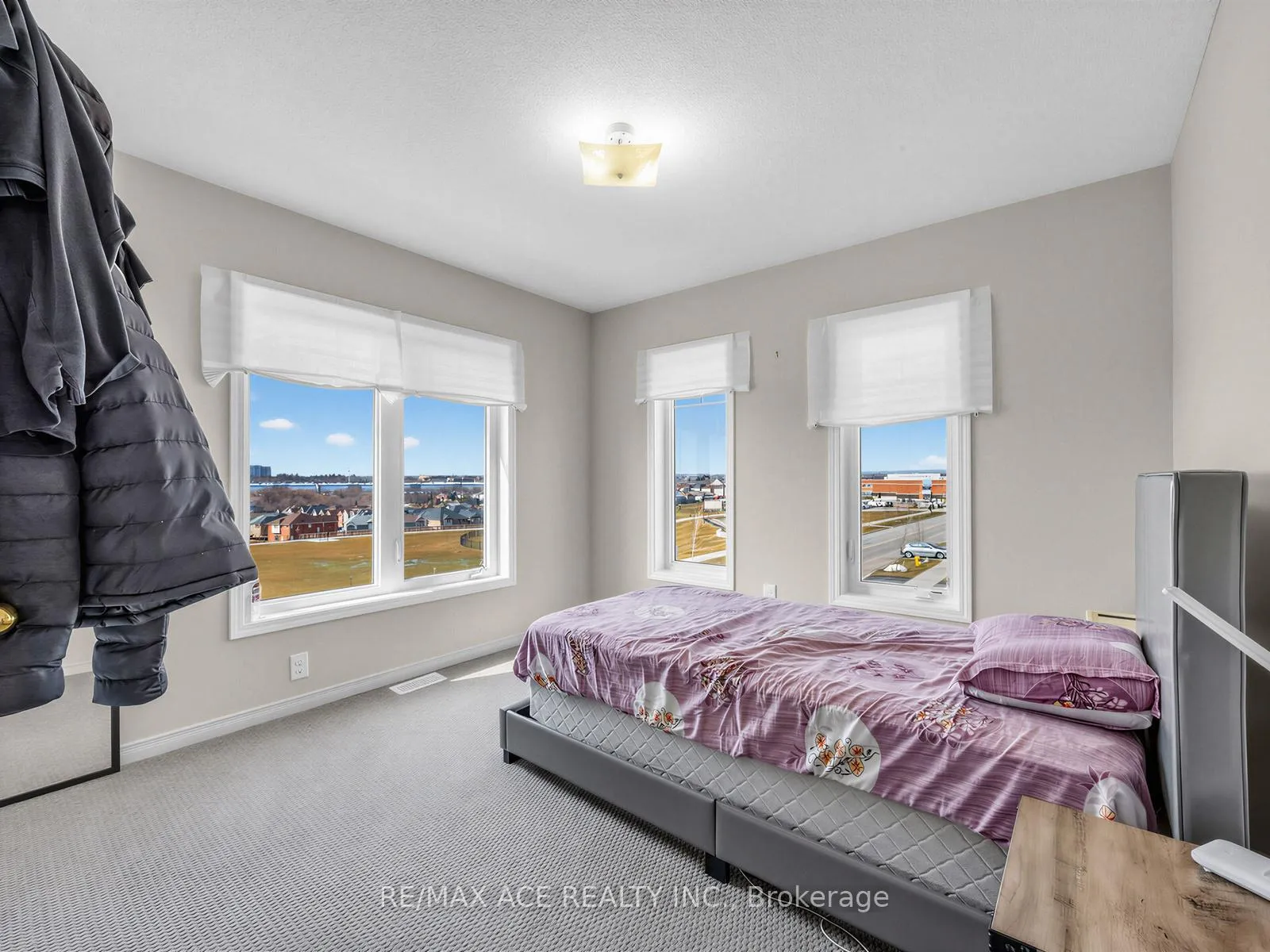 Photo 25 of 1 Mortlock Street, Ajax, Central East — HOMEH