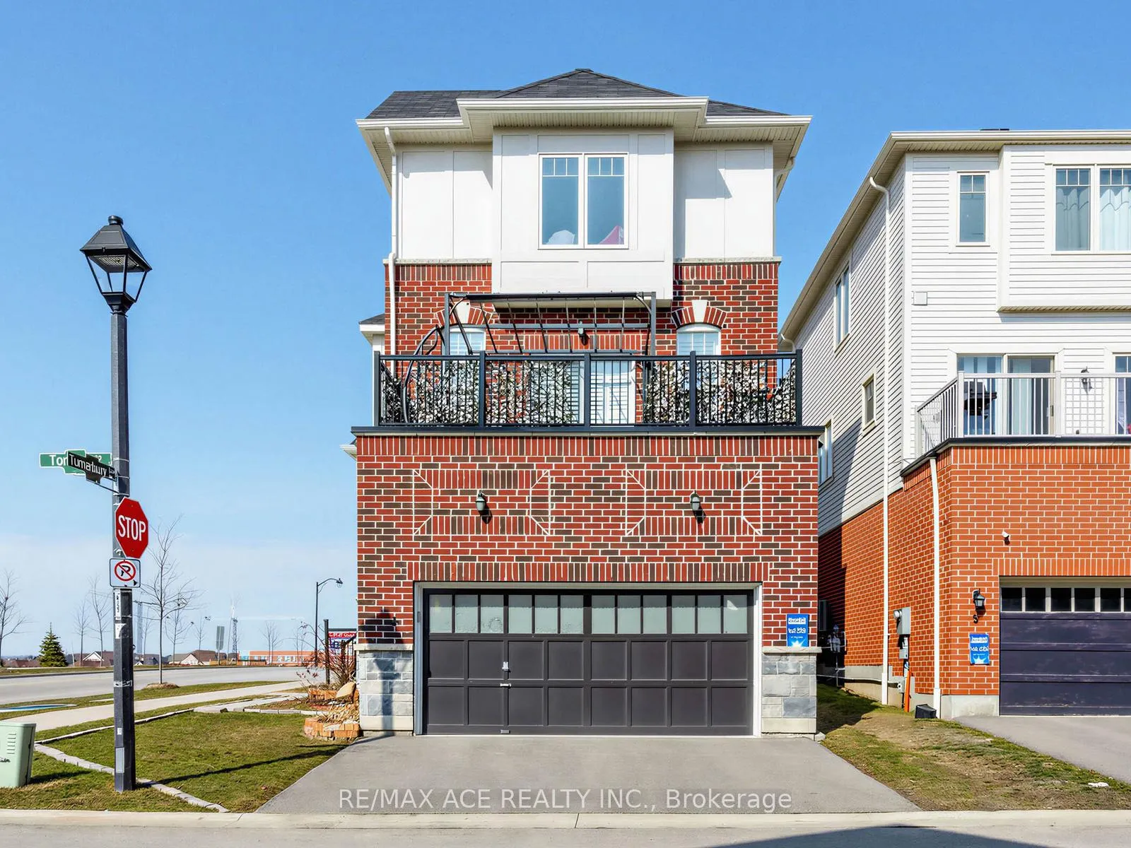 Photo 30 of 1 Mortlock Street, Ajax, Central East — HOMEH