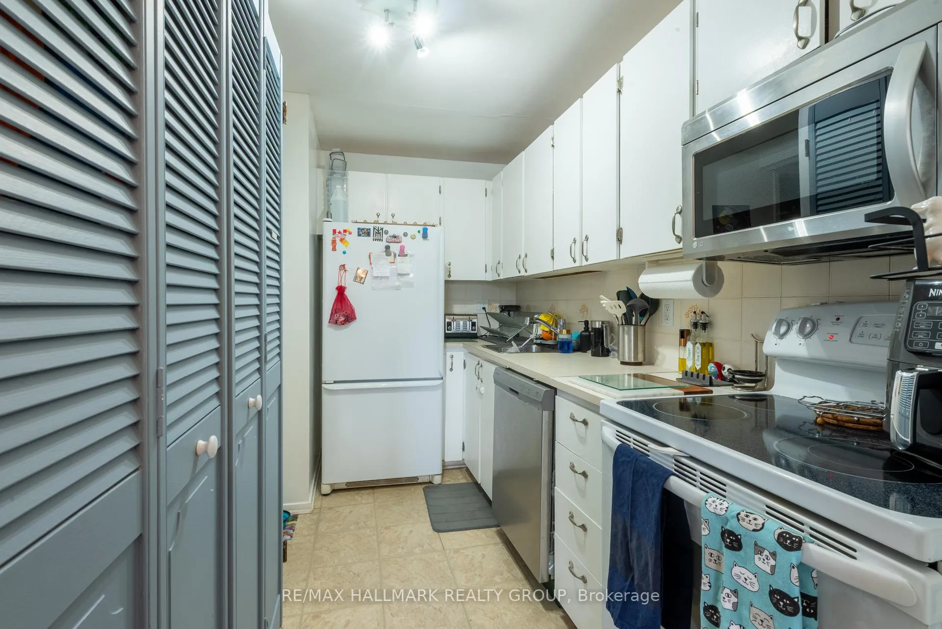 Photo 9 of Unit 8, 49 Sherway Drive, Ottawa, Barrhaven - Pheasant Run — HOMEH