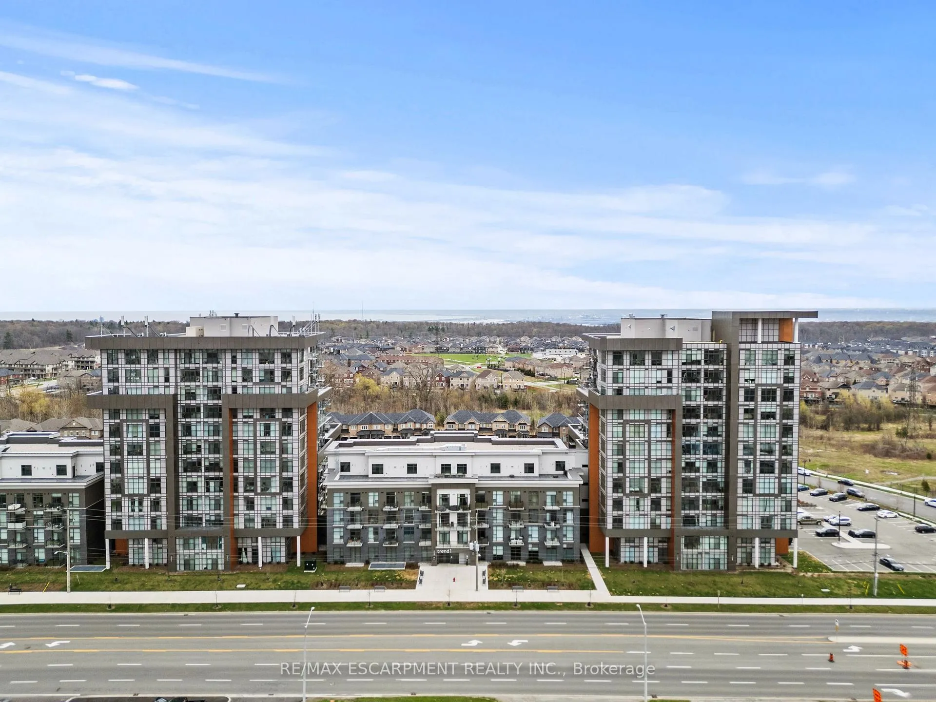 Photo 4 of Unit 706, 450 Dundas Street, Hamilton, Waterdown — HOMEH