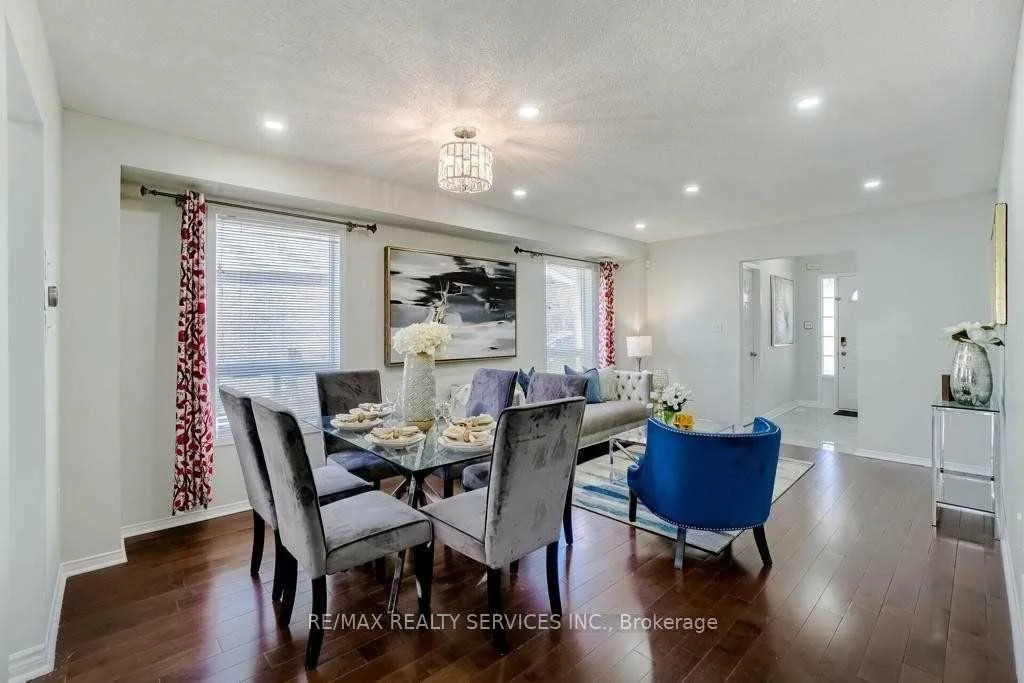Photo 6 of 50 Oakmeadow Drive, Brampton, Fletcher's Meadow — HOMEH
