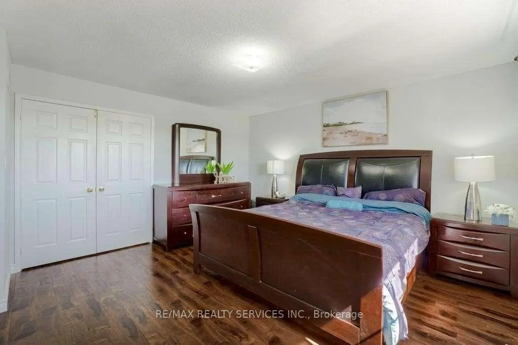 Photo 21 of 50 Oakmeadow Drive, Brampton, Fletcher's Meadow — HOMEH