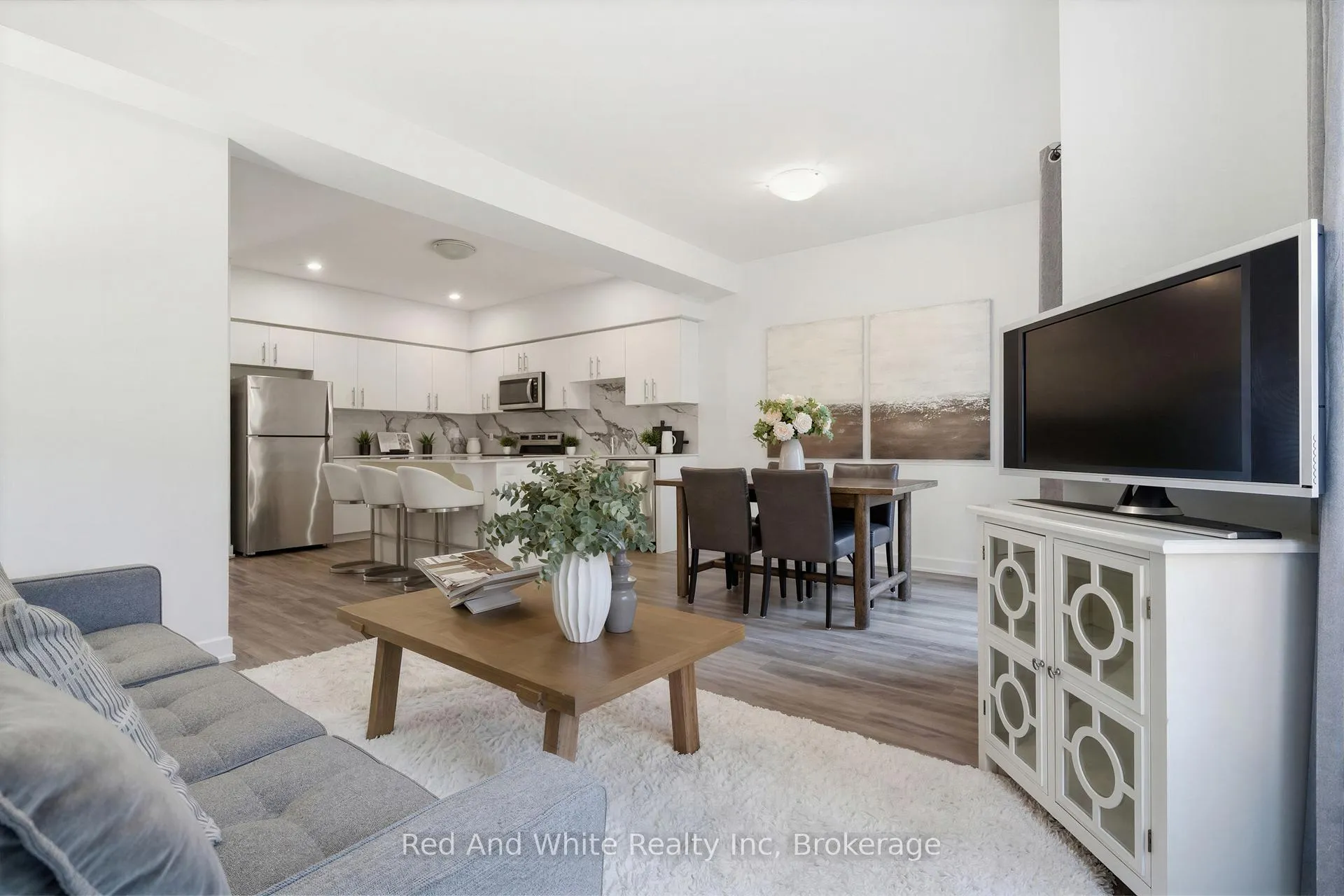 Photo 3 of Unit 22, 110 Fergus Avenue, Kitchener, Stanley Park — HOMEH