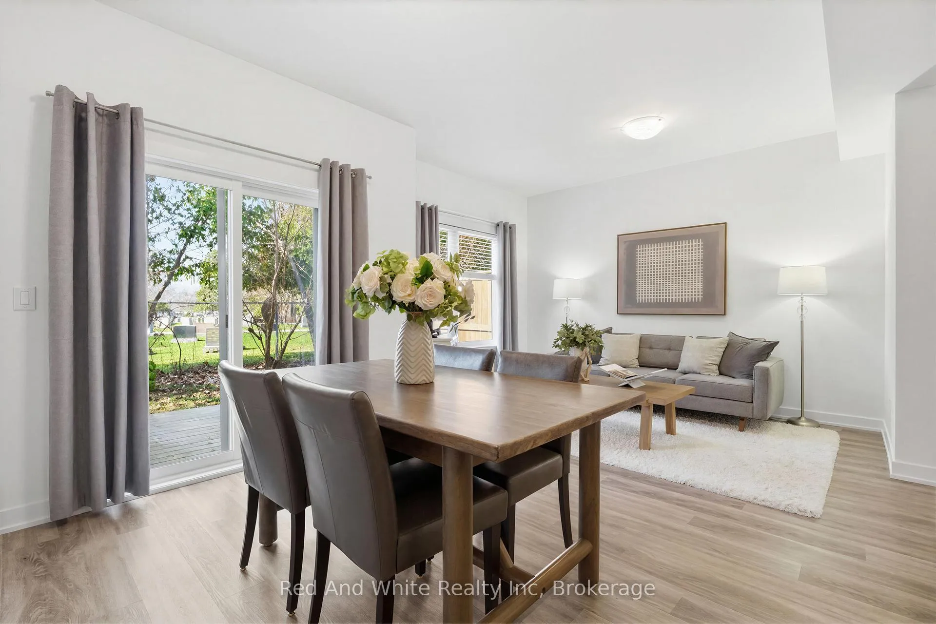 Photo 6 of Unit 22, 110 Fergus Avenue, Kitchener, Stanley Park — HOMEH