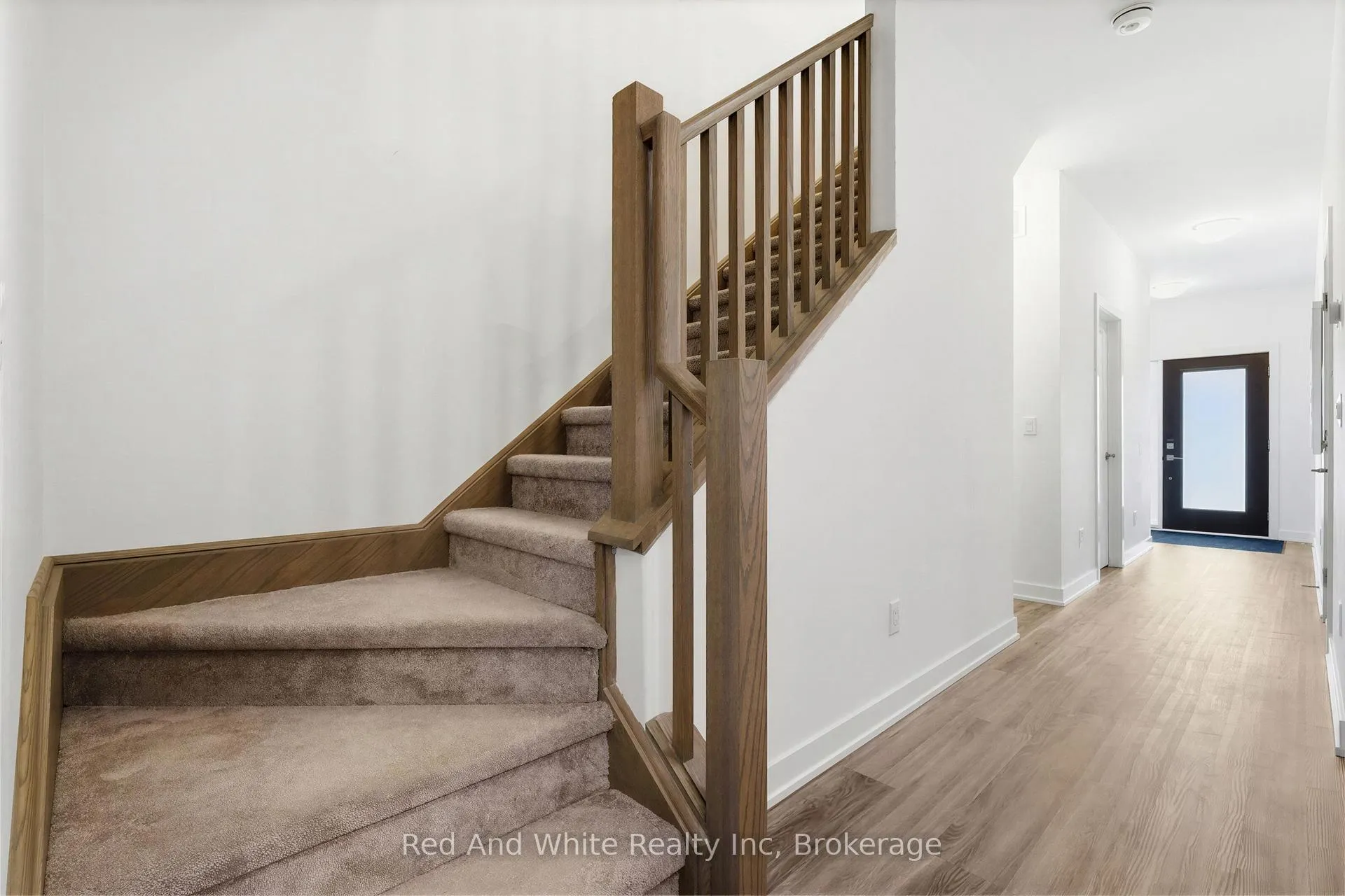 Photo 15 of Unit 22, 110 Fergus Avenue, Kitchener, Stanley Park — HOMEH