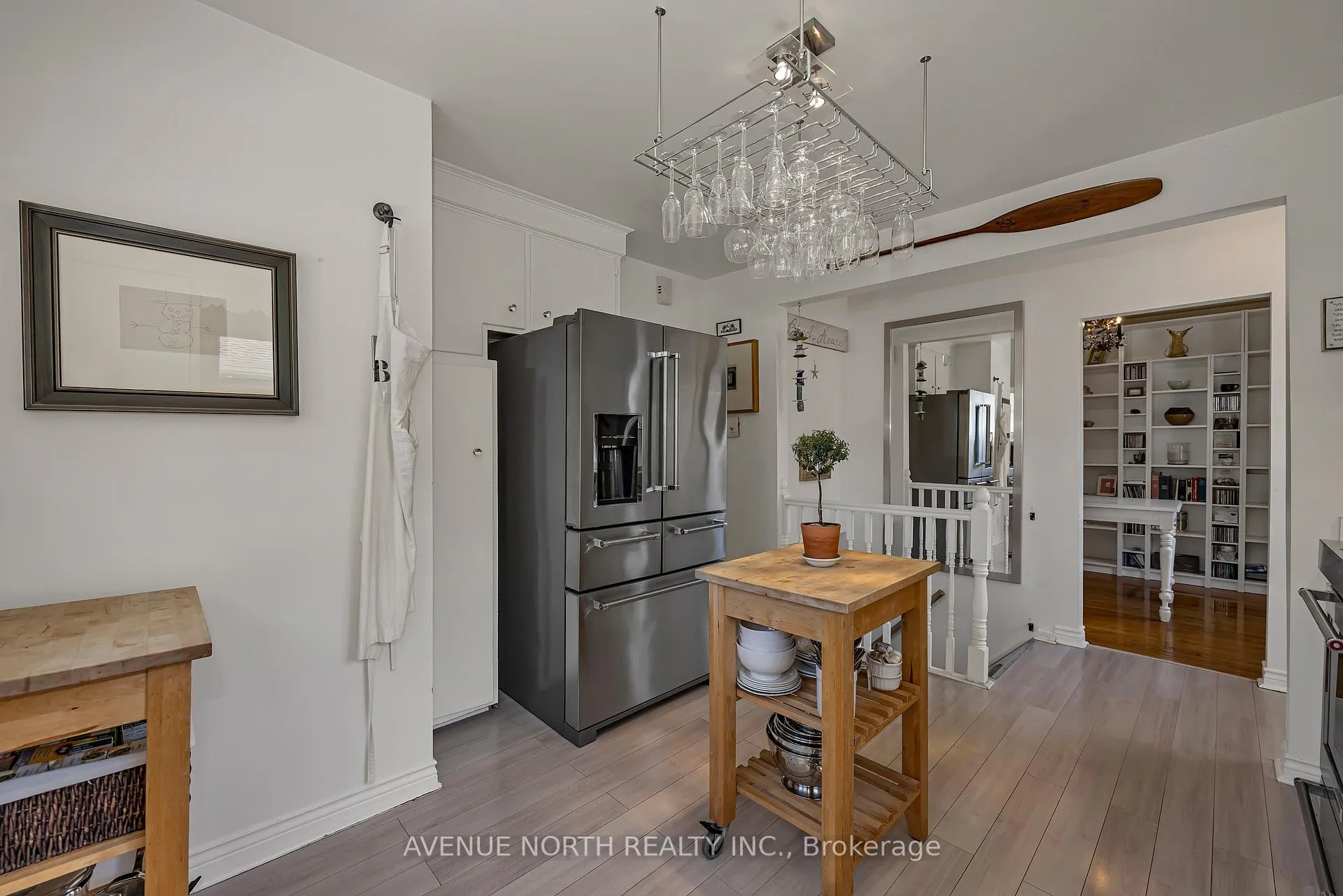 Photo 14 of 934 Weston Drive, Ottawa, Elmvale Acres/Urbandale — HOMEH