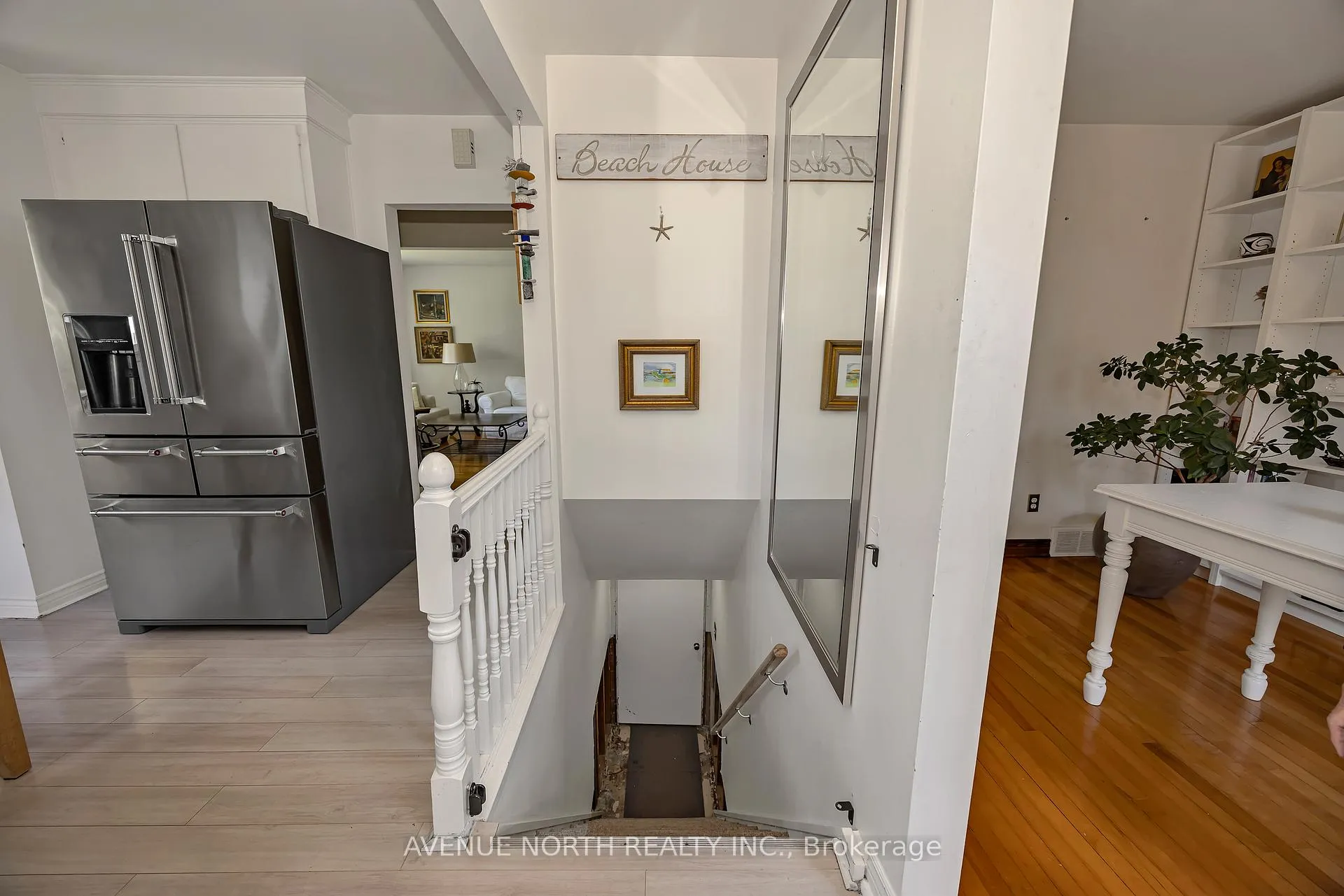Photo 28 of 934 Weston Drive, Ottawa, Elmvale Acres/Urbandale — HOMEH