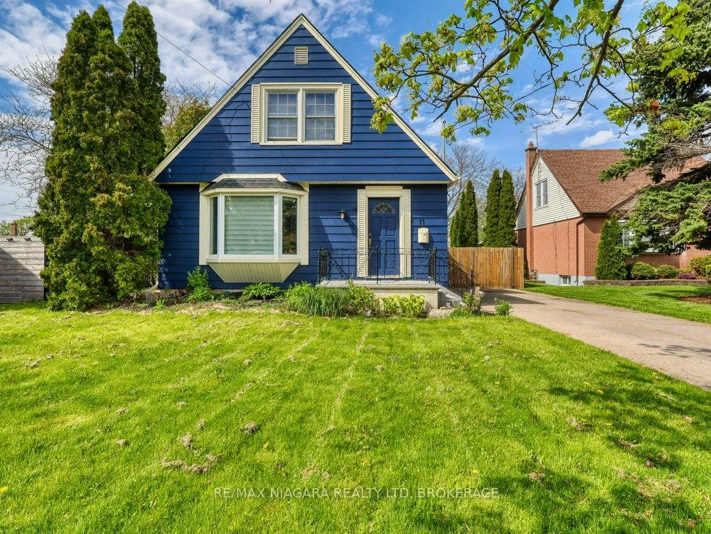 Front of 11 Winnifred Avenue