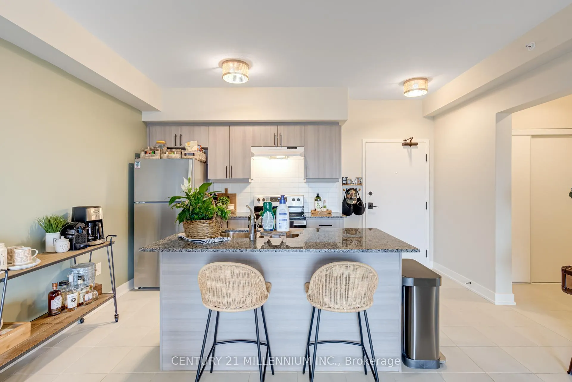 Photo 16 of Unit 606, 4 Spice Way, Barrie, Innis-Shore — HOMEH