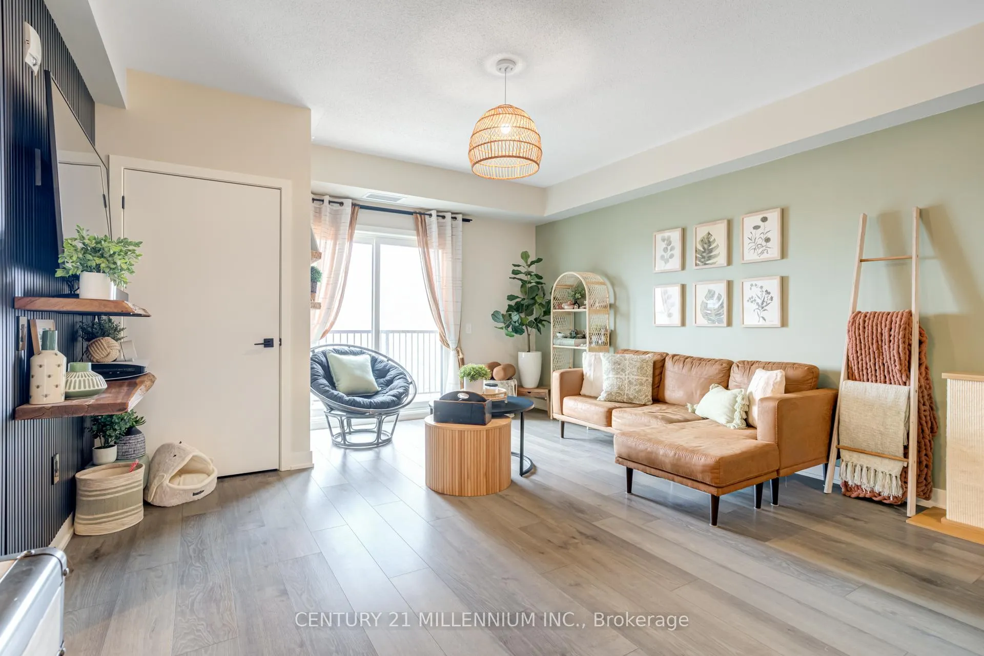 Photo 17 of Unit 606, 4 Spice Way, Barrie, Innis-Shore — HOMEH