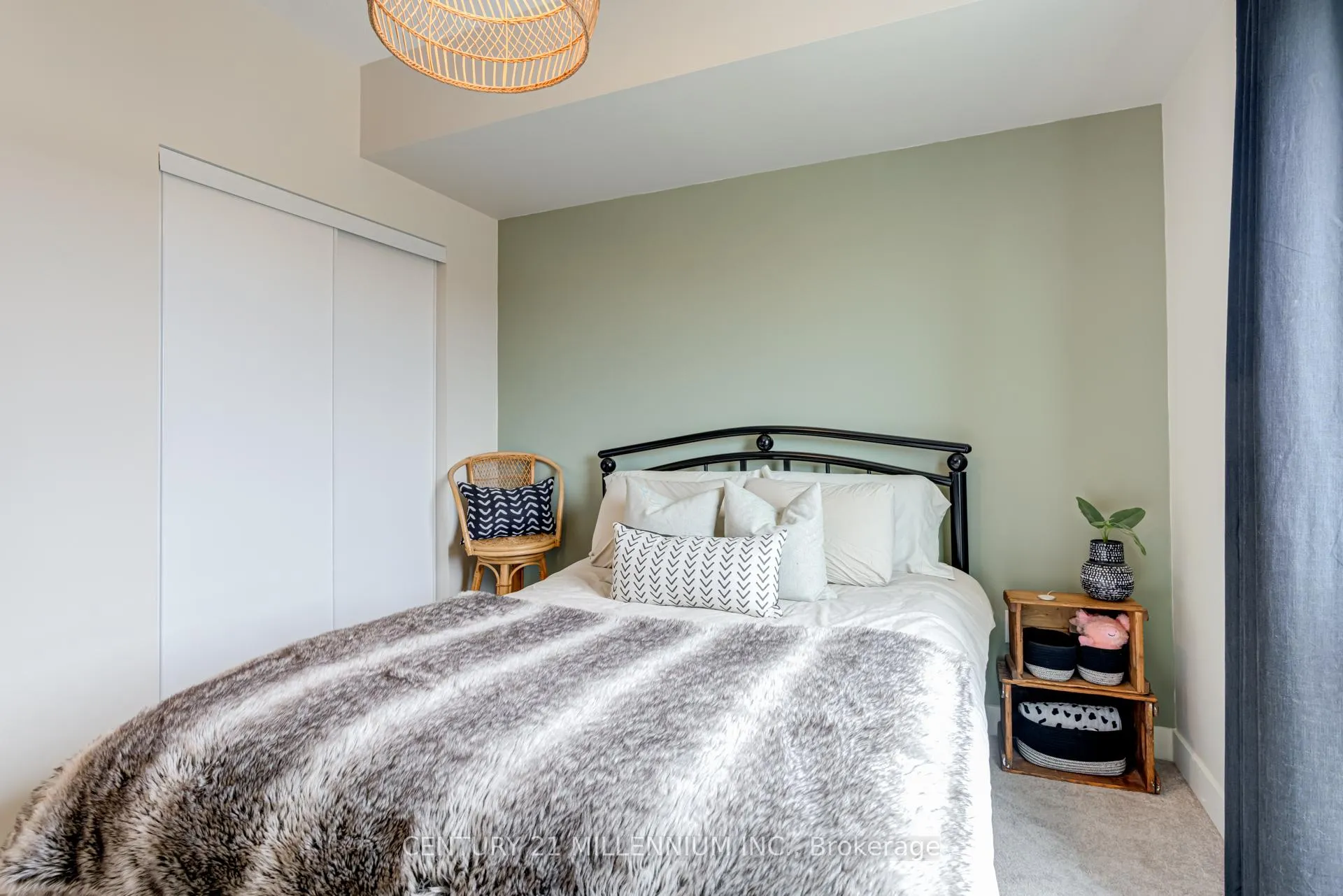 Photo 22 of Unit 606, 4 Spice Way, Barrie, Innis-Shore — HOMEH