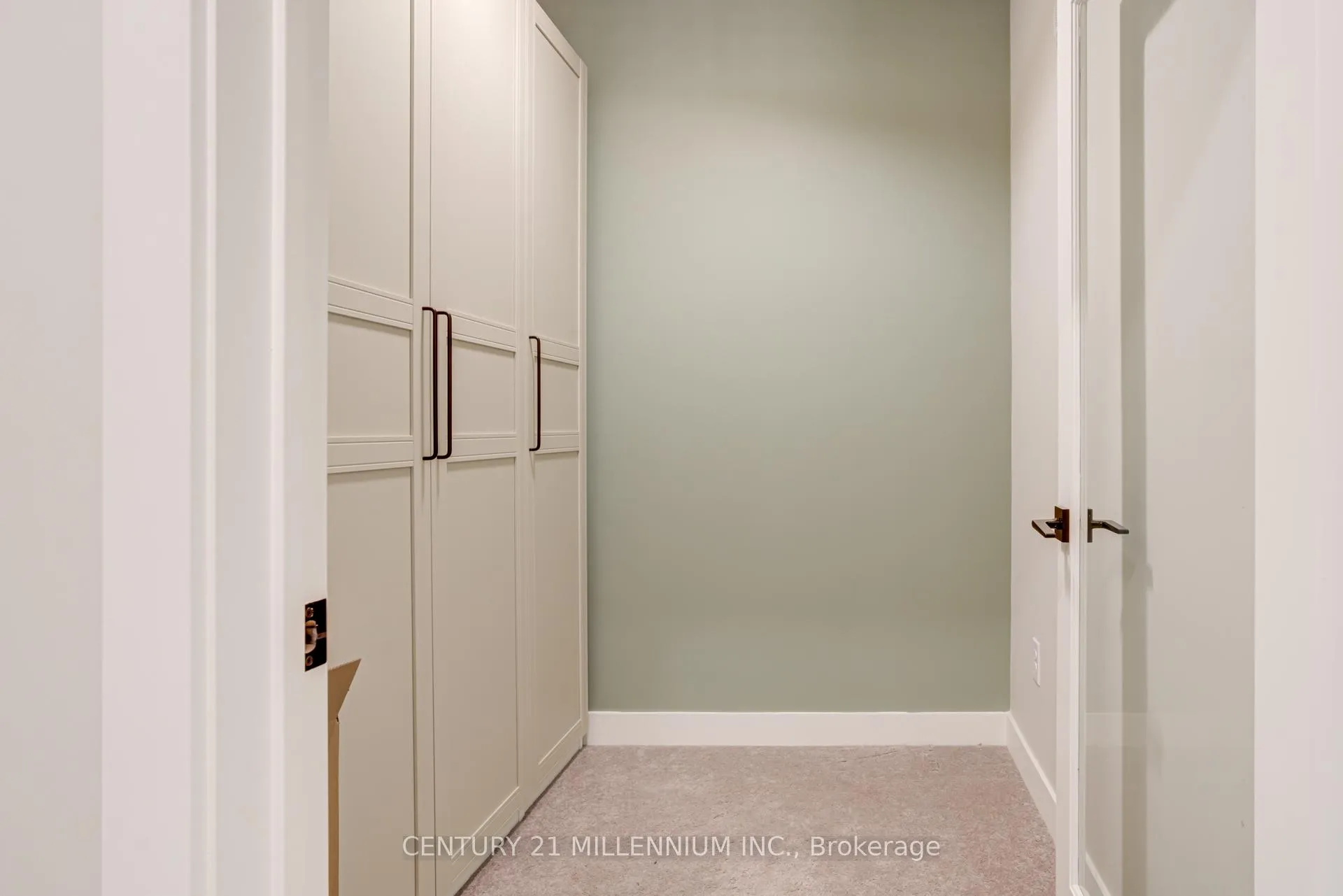 Photo 26 of Unit 606, 4 Spice Way, Barrie, Innis-Shore — HOMEH