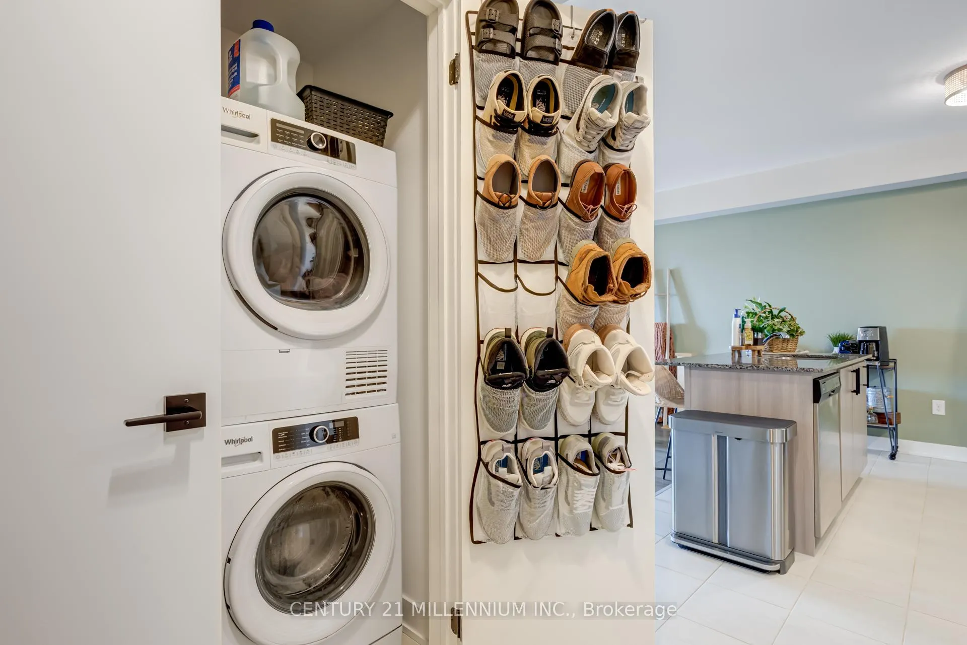 Photo 27 of Unit 606, 4 Spice Way, Barrie, Innis-Shore — HOMEH