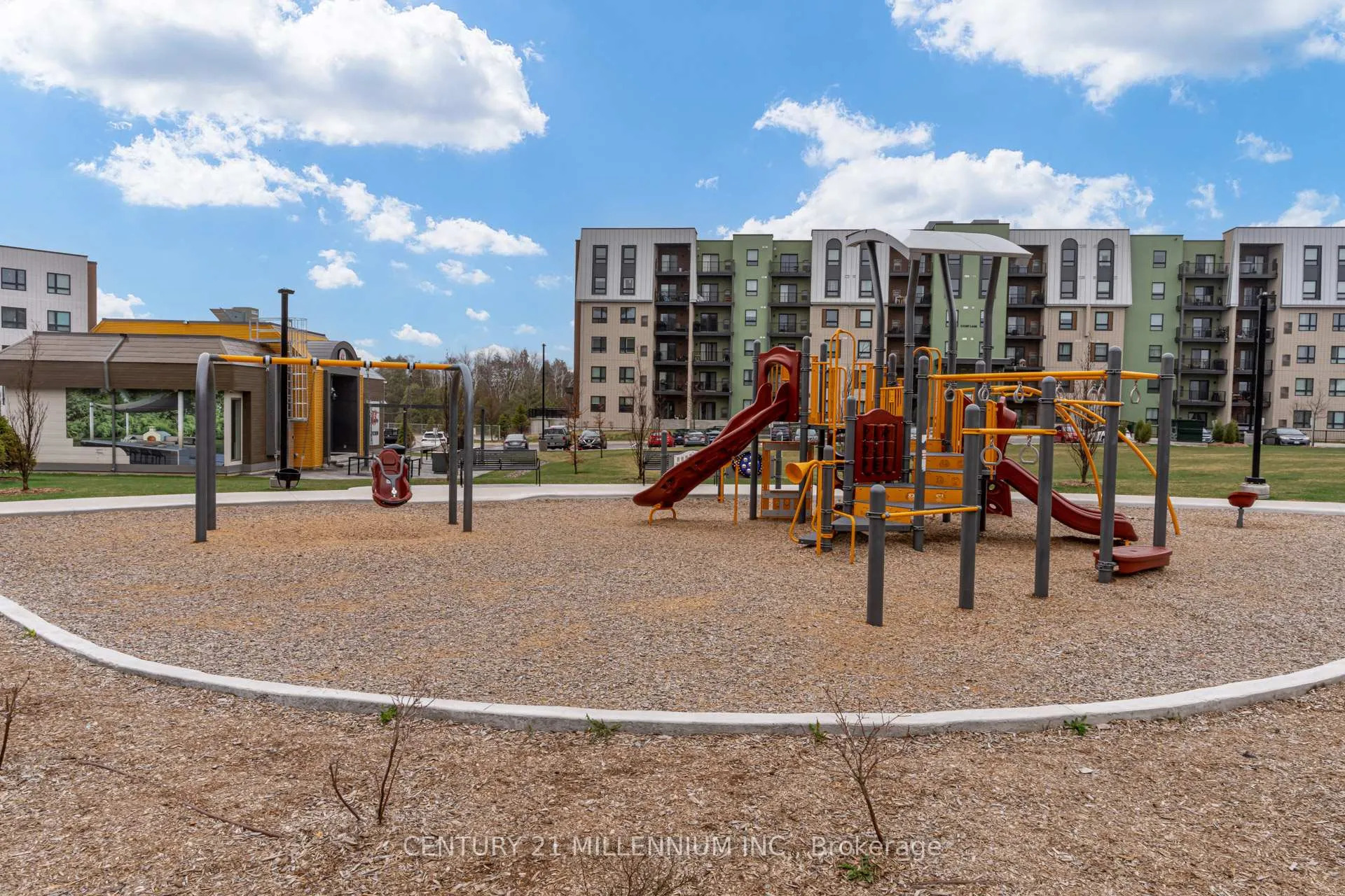Photo 36 of Unit 606, 4 Spice Way, Barrie, Innis-Shore — HOMEH
