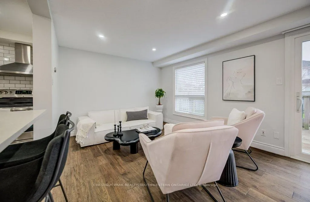 Photo 11 of 255 Highbrook Crescent W, Waterloo — HOMEH