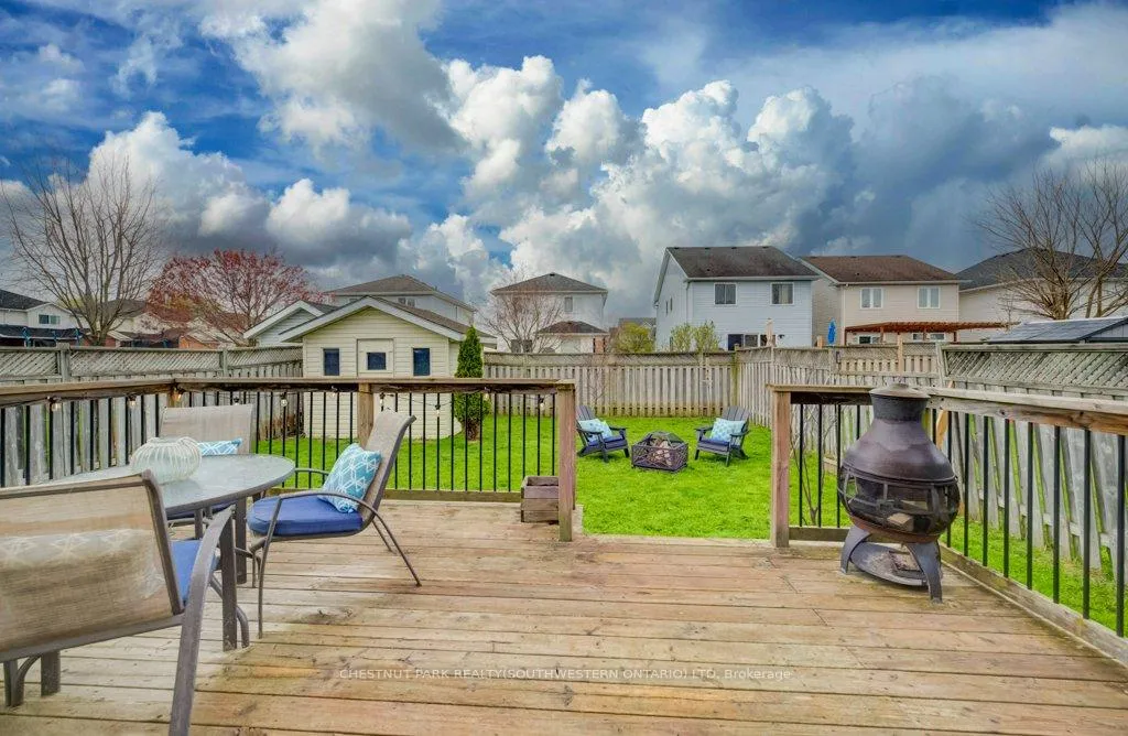 Photo 17 of 255 Highbrook Crescent W, Waterloo — HOMEH