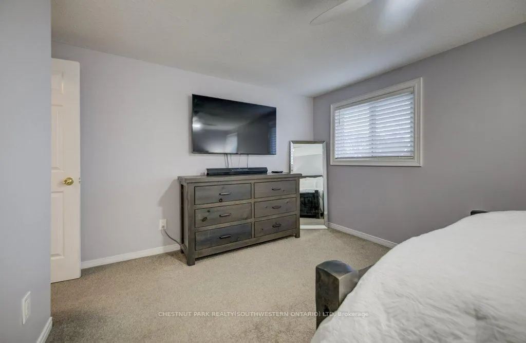 Photo 24 of 255 Highbrook Crescent W, Waterloo — HOMEH