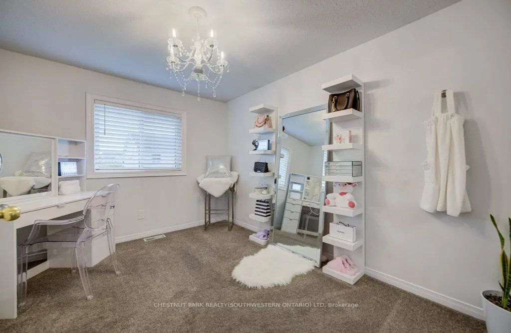 Photo 27 of 255 Highbrook Crescent W, Waterloo — HOMEH