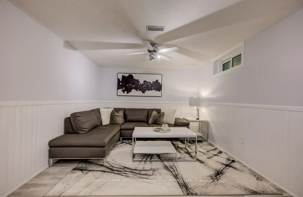 Photo 32 of 255 Highbrook Crescent W, Waterloo — HOMEH