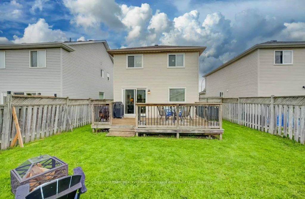Photo 36 of 255 Highbrook Crescent W, Waterloo — HOMEH