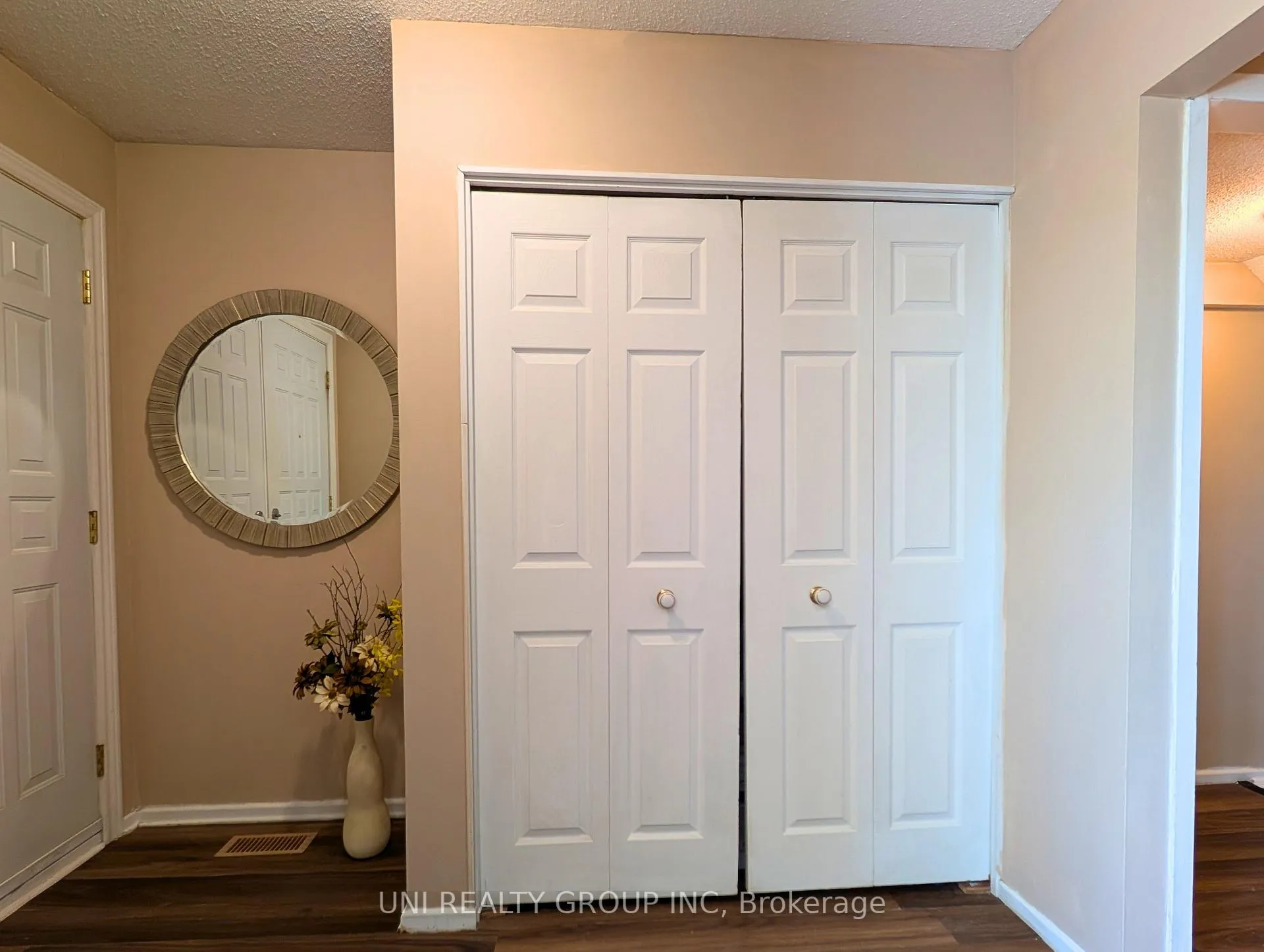 Photo 3 of Unit 166, 3290 Southgate Road, Ottawa, South Keys — HOMEH