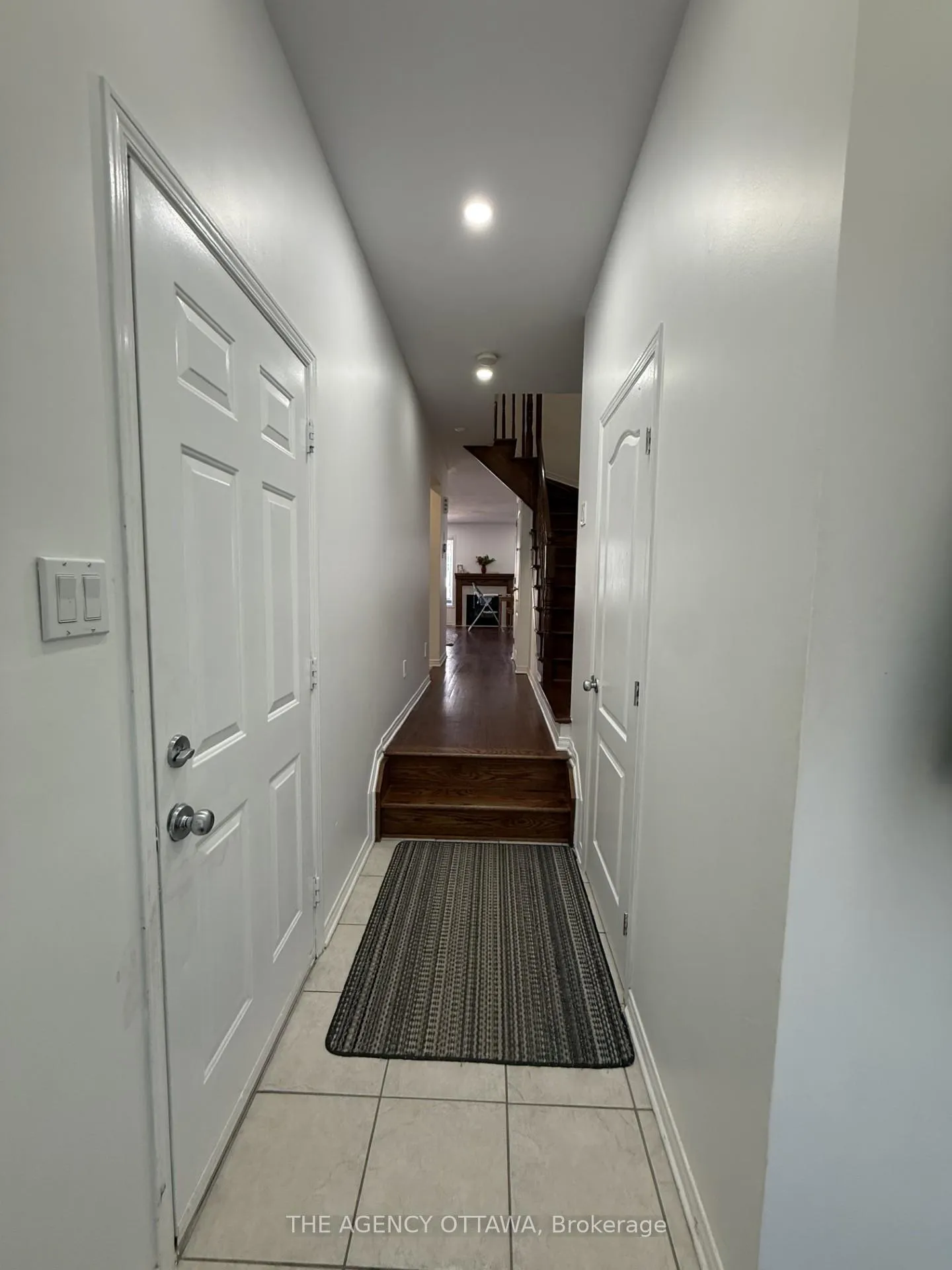 Photo 2 of 222 Freedom Private, Ottawa, Riverview Park — HOMEH